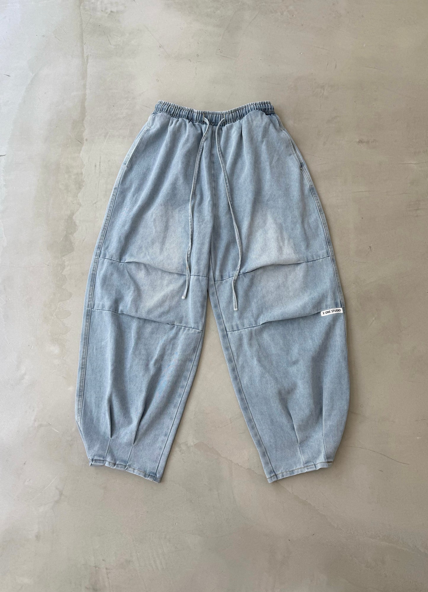 LOOSE DENIM SWEAT