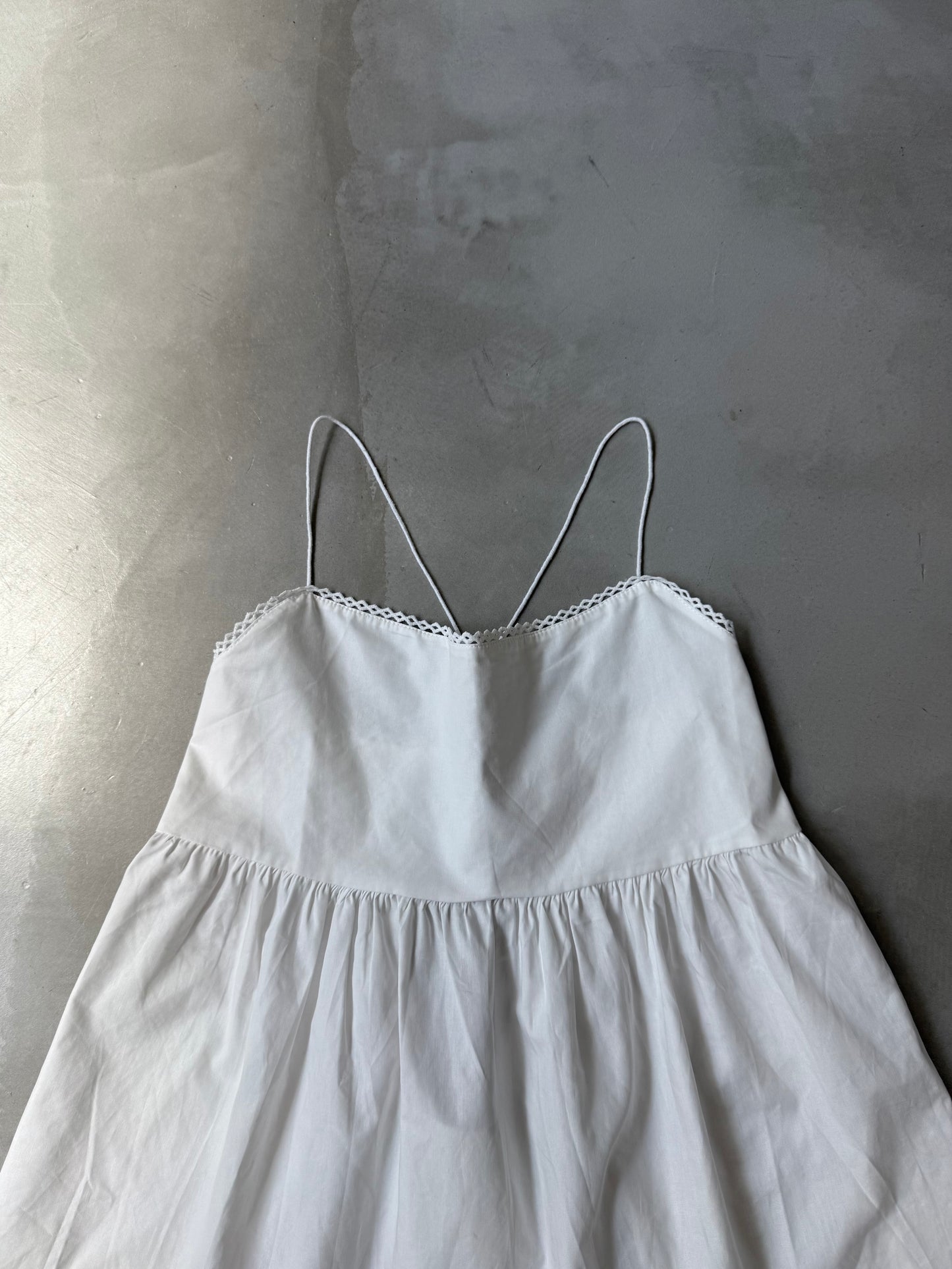 BACK OPEN CAMI "WHITE"