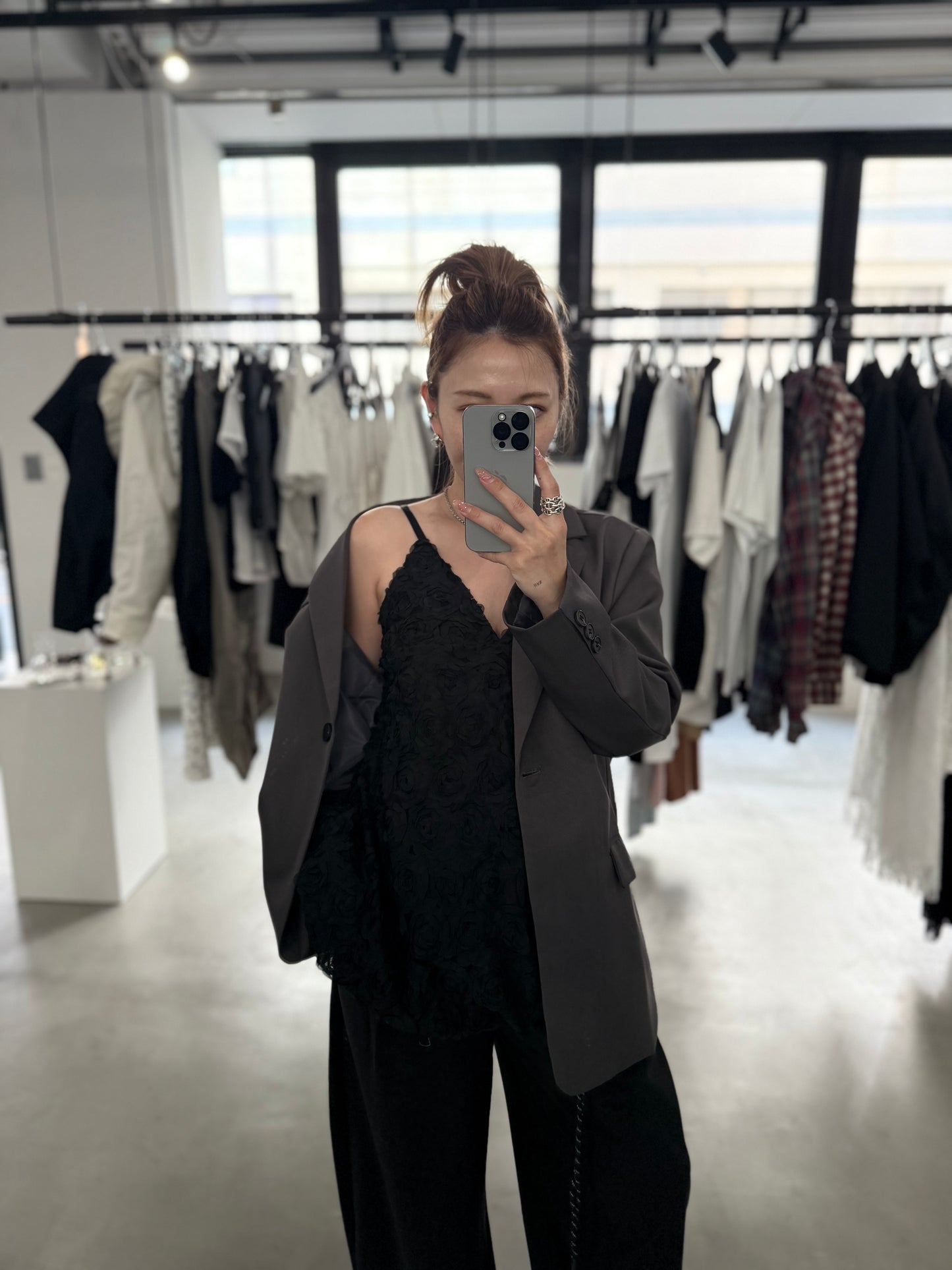 WAFFLE FLOWER TUNIC "BLACK"