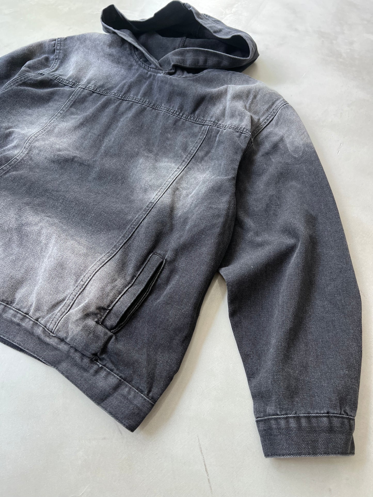 【MENS】DENIM HOODIE "WASH BLACK"￼