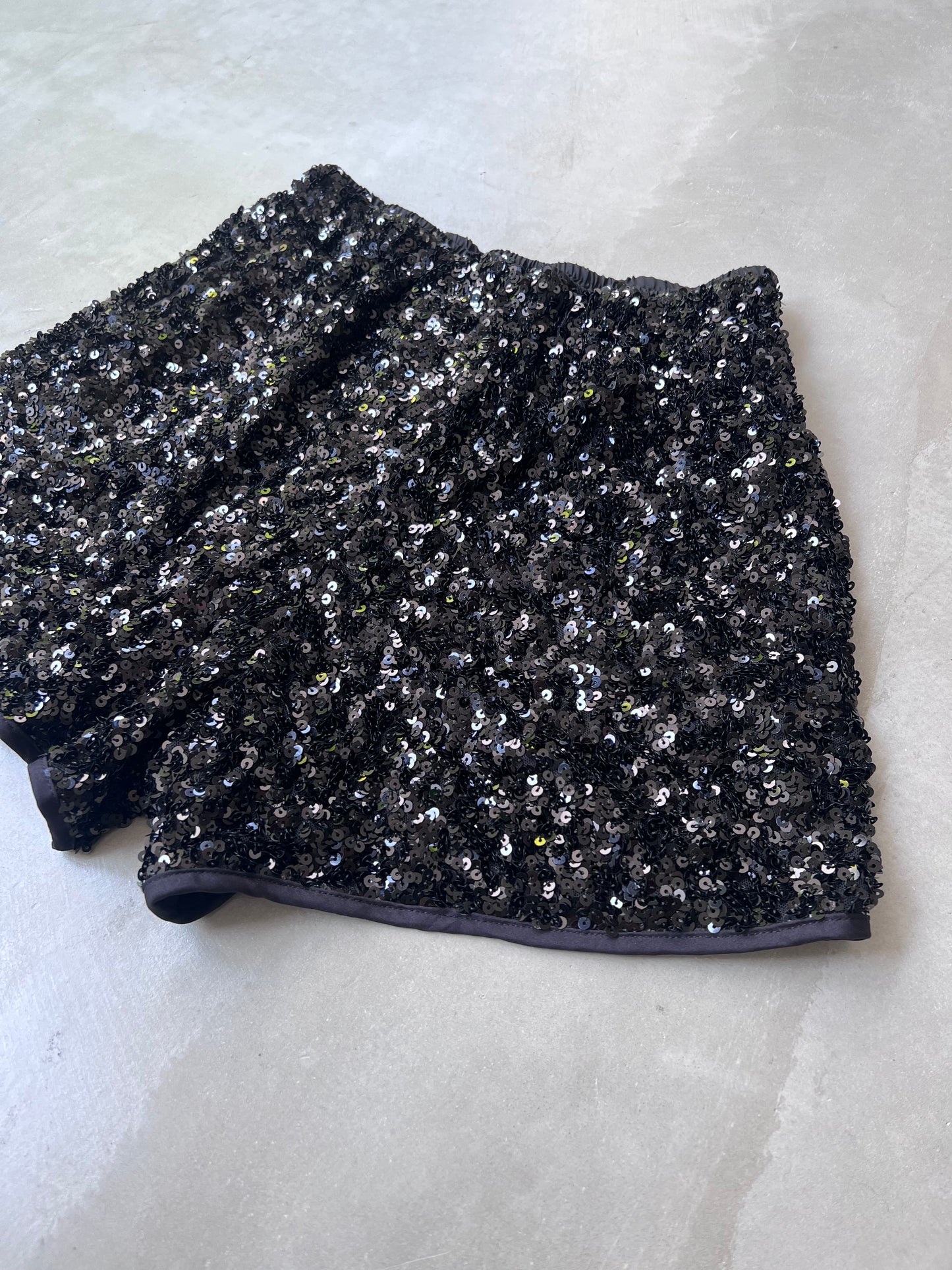 GLITTER SHORT PANTS "BLACK"