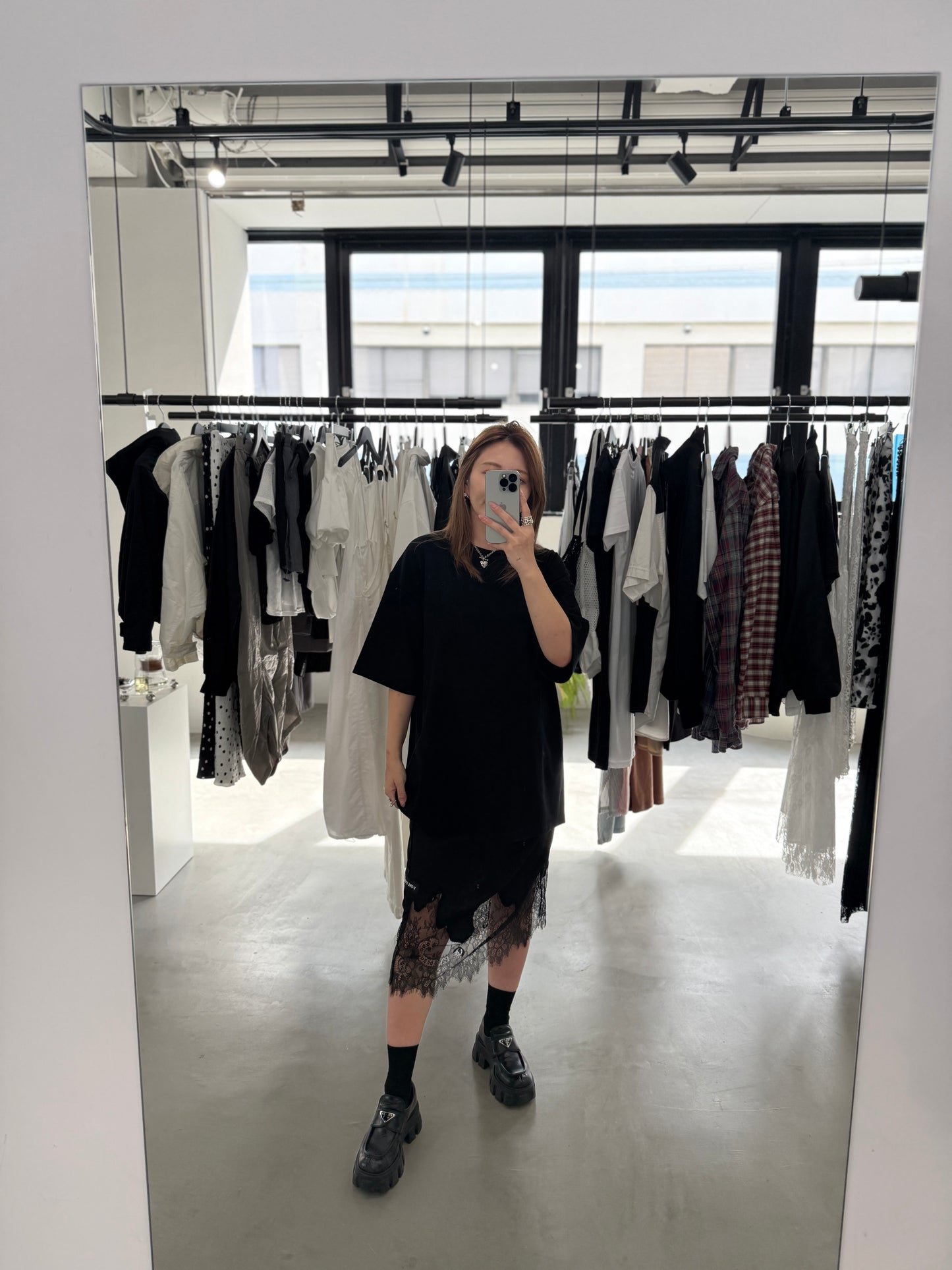 SATIN LACE SKIRT "BLACK"