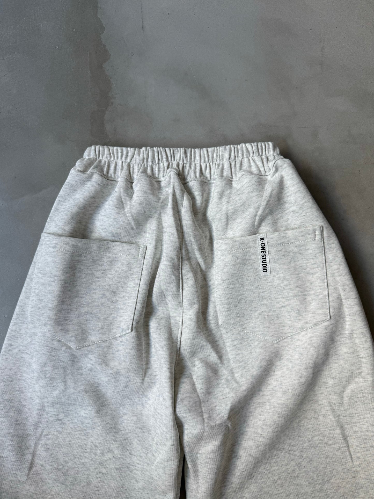 LOOSE SWEAT PANTS "ASH"