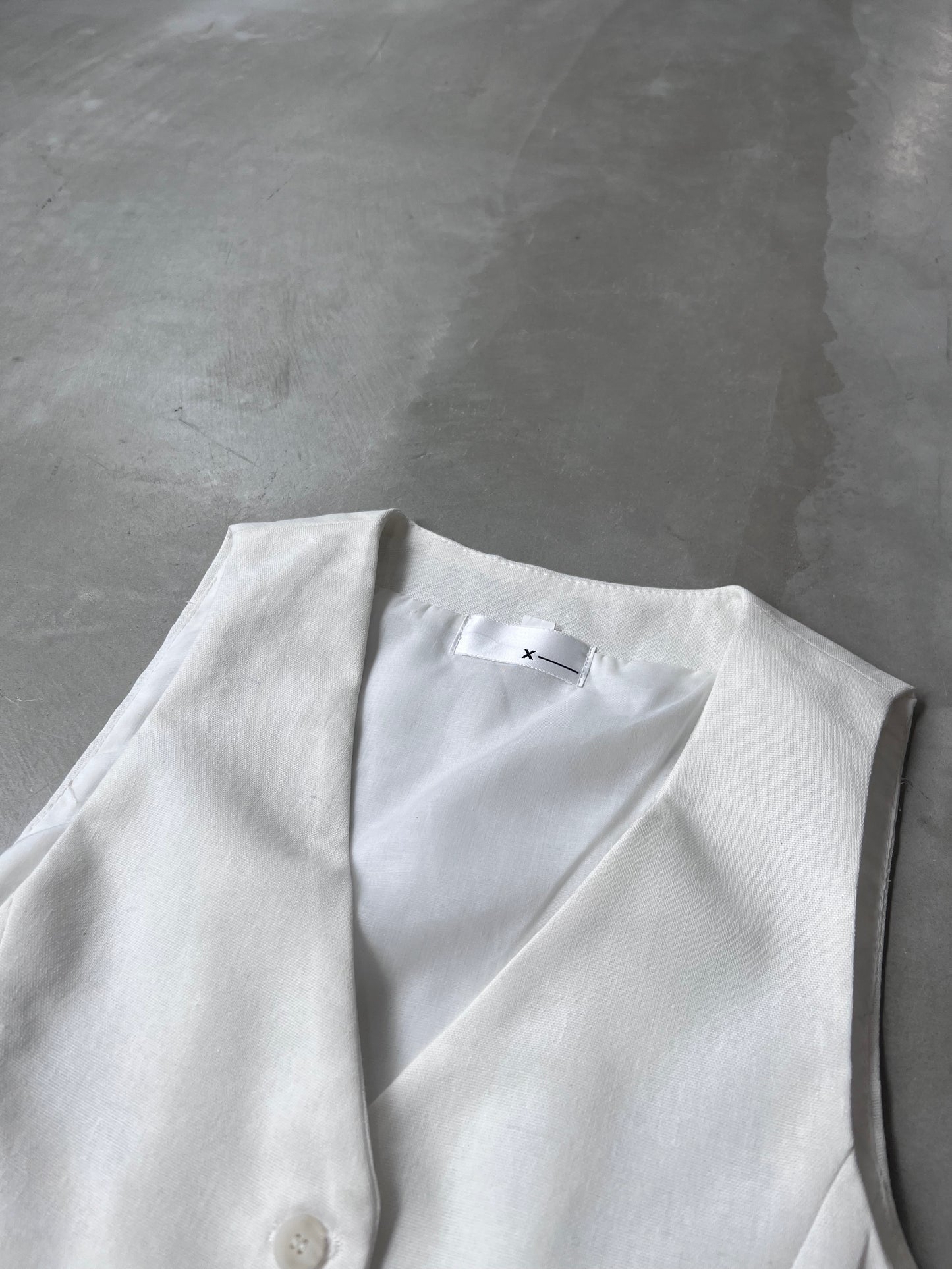 LINEN BLEND VEST "WHITE"