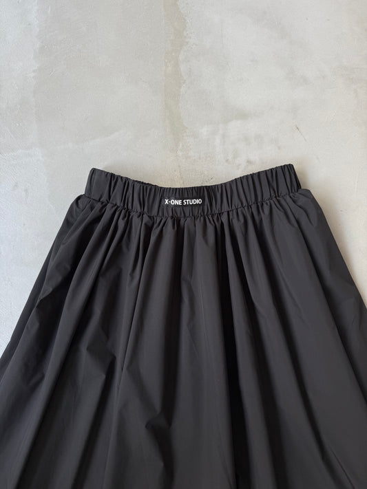 NYLON BALLOON SKIRT "BLACK"