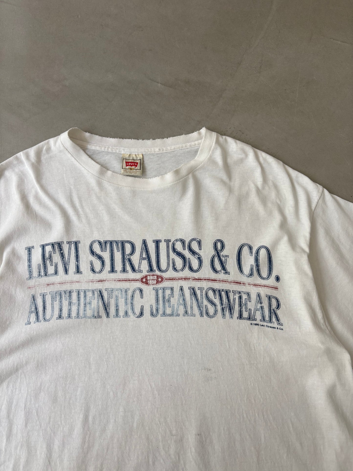 ［VINTAGE］T-shirt 90s LEVI’S