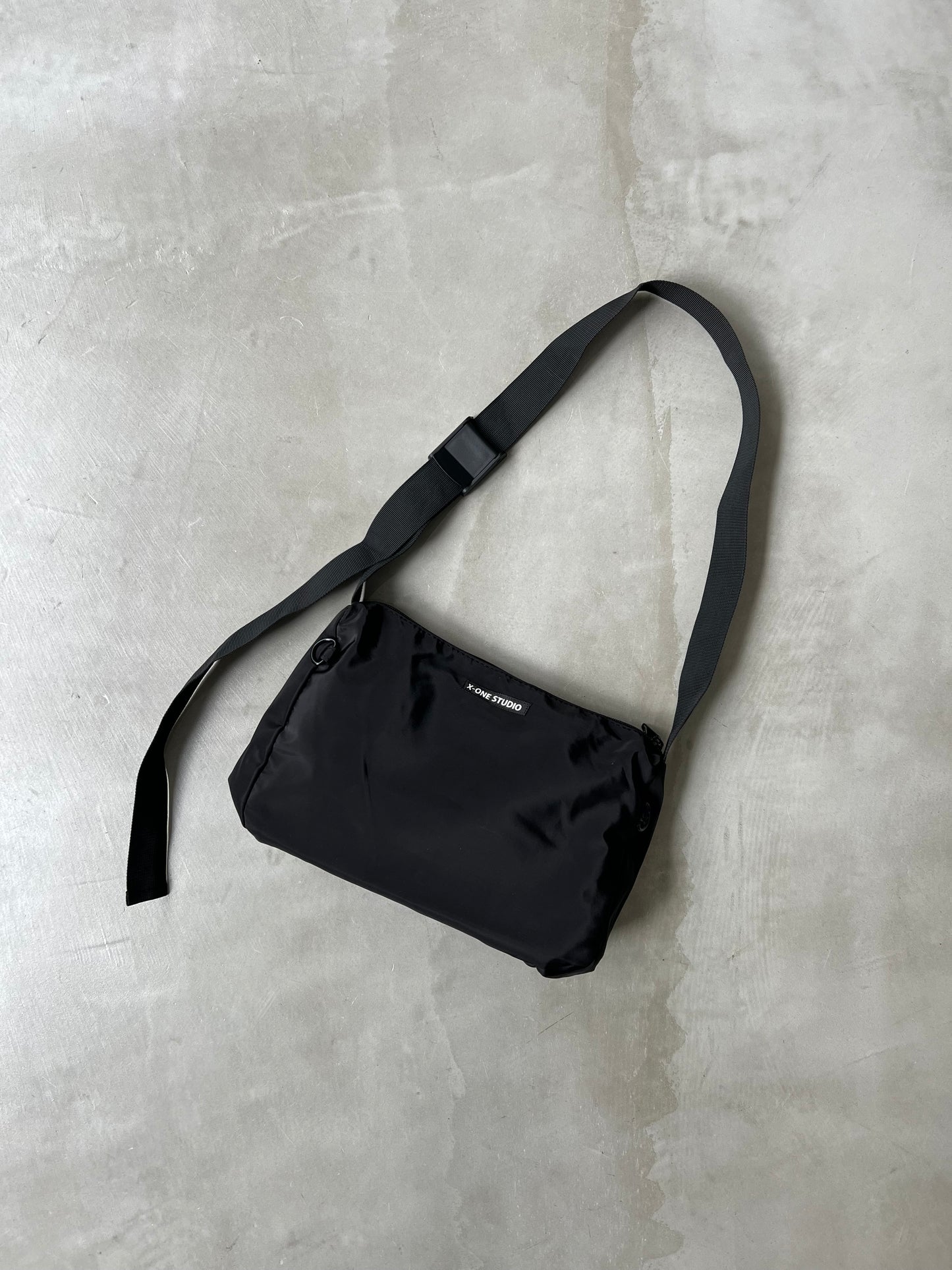 NYLON SHOULDER BAG