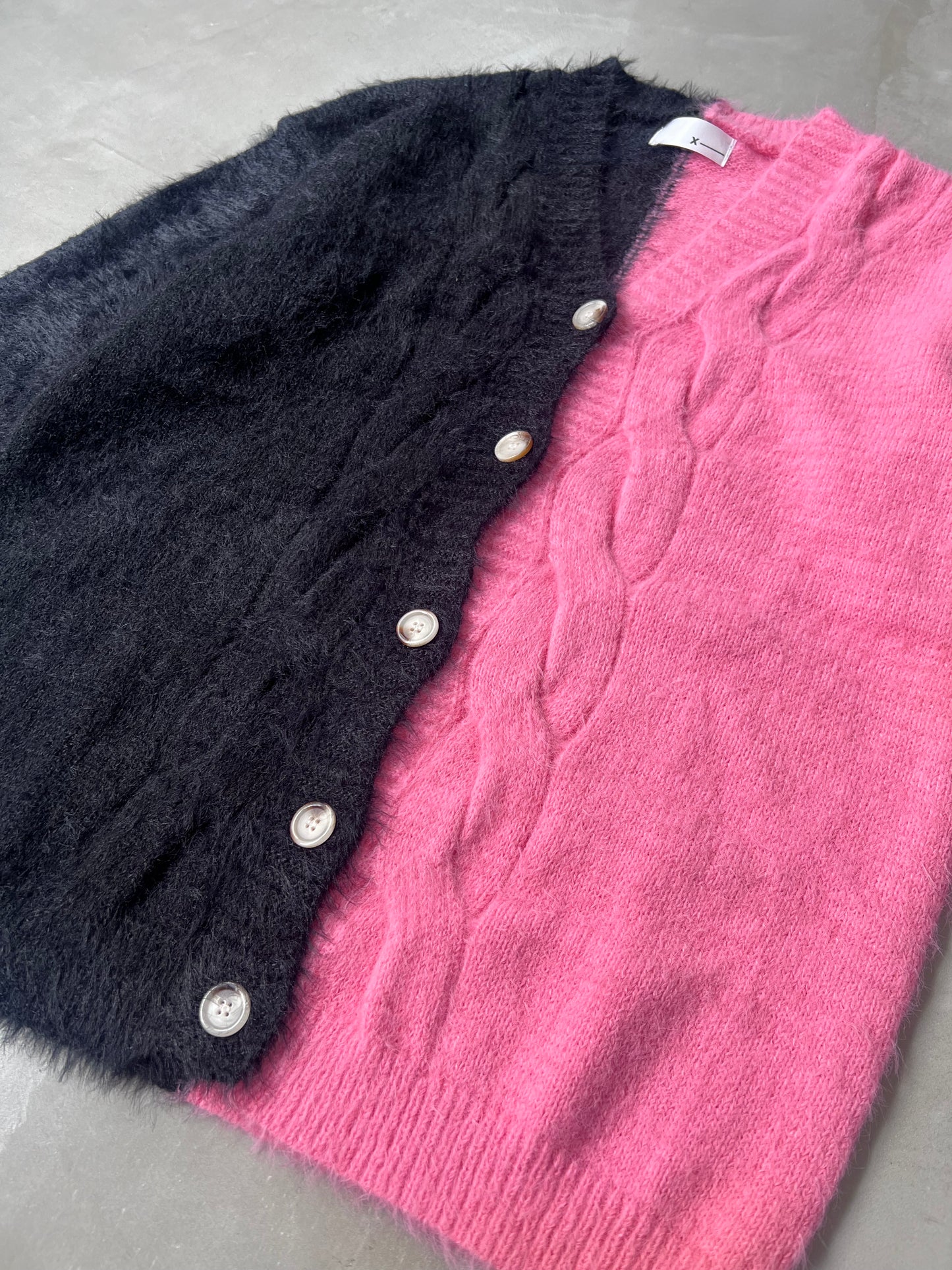 2 TONE CARDIGAN "PINK"