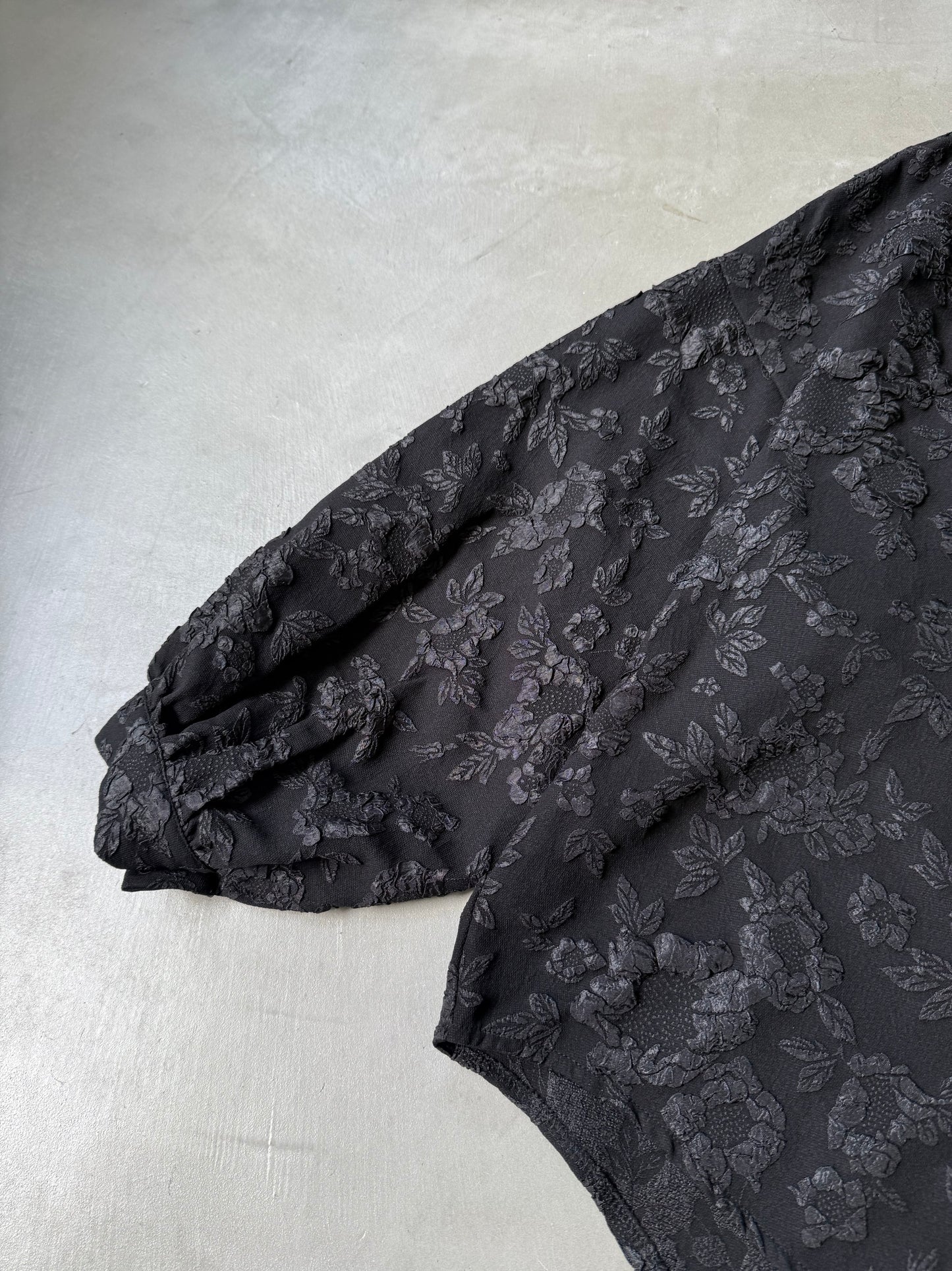 BALLOON SLEEVE SHIRT "BLACK"