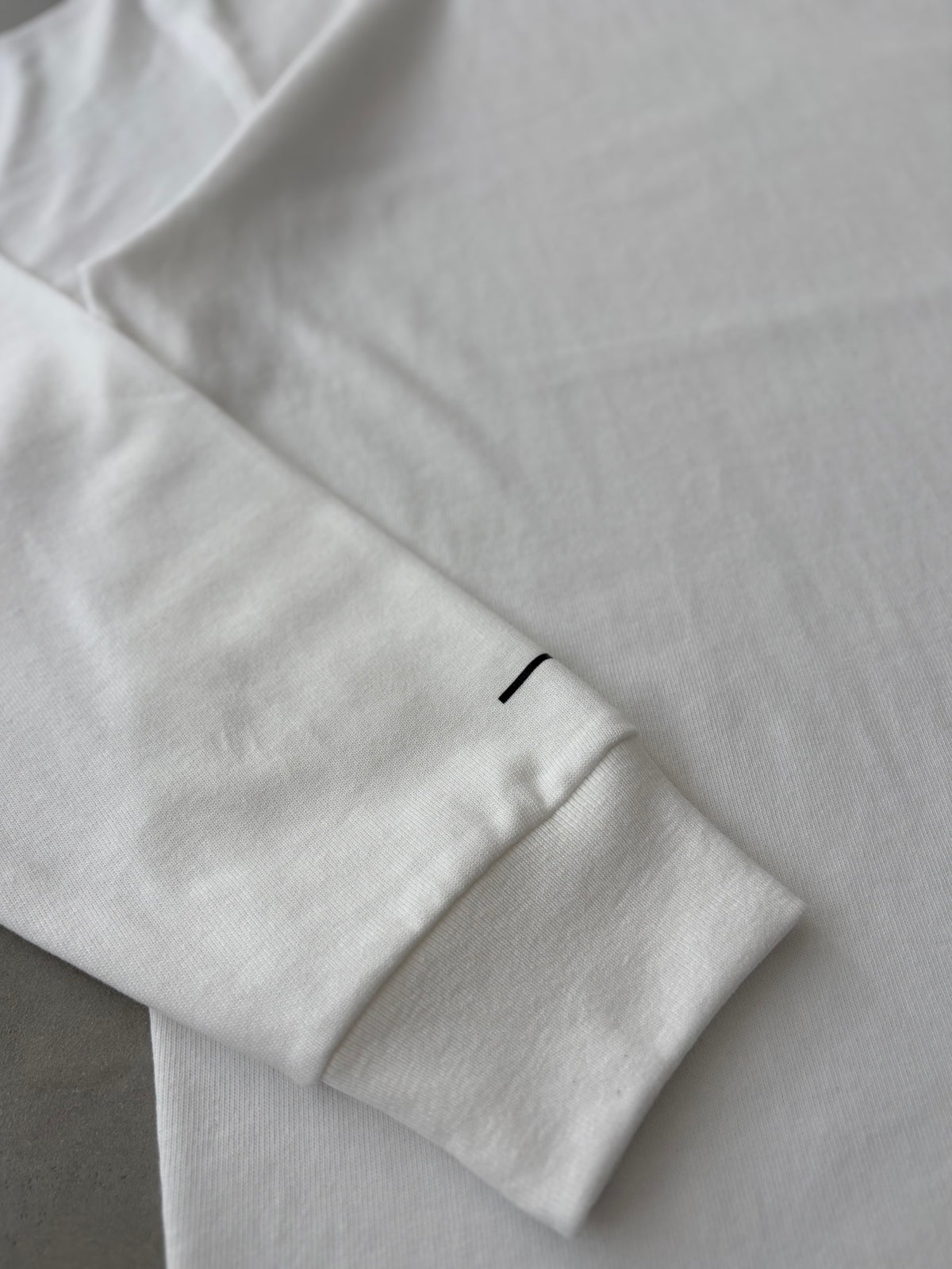 HEAVYWEIGHT TEE -PERPETUAL- “WHITE”