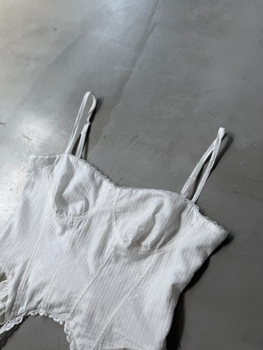 HEM STRAP TOP