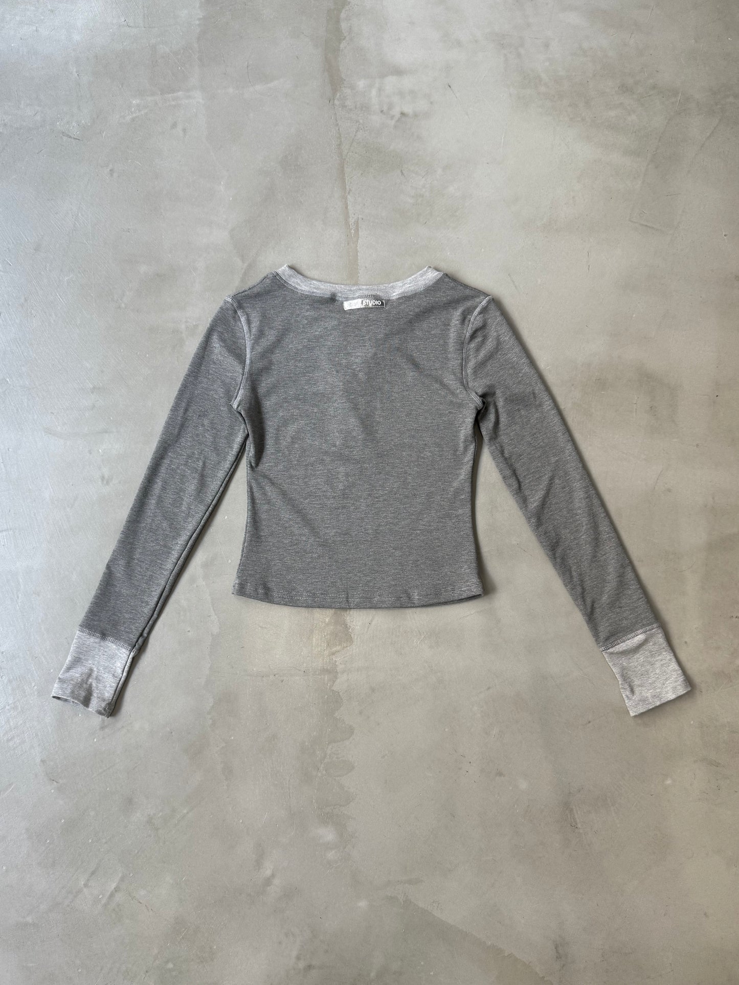 BLOCK HENRY NECK "GRAY"