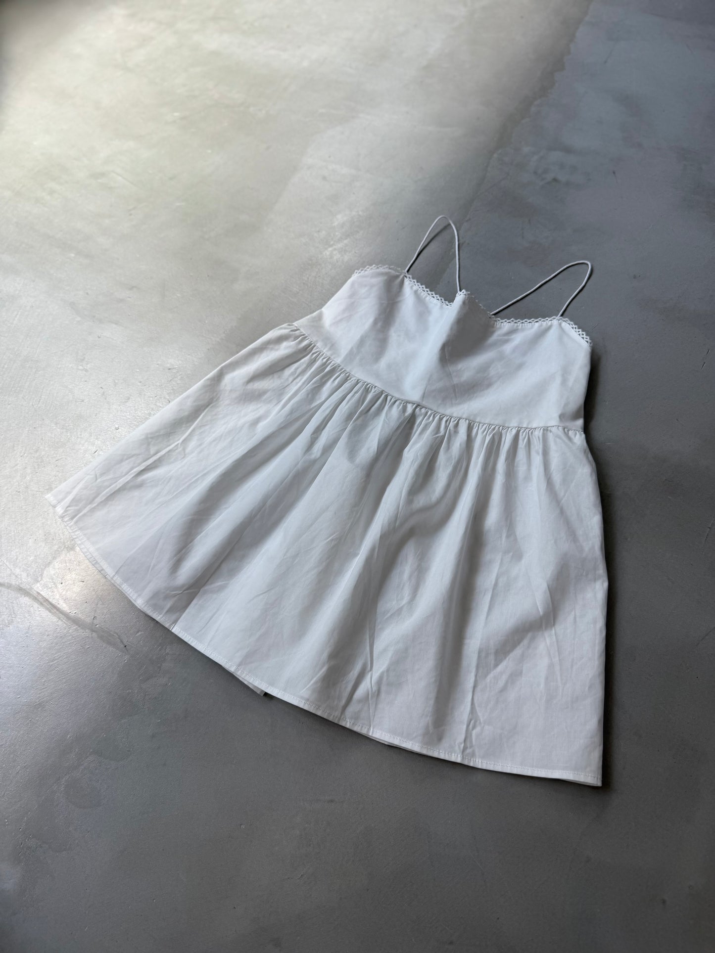 BACK OPEN CAMI "WHITE"