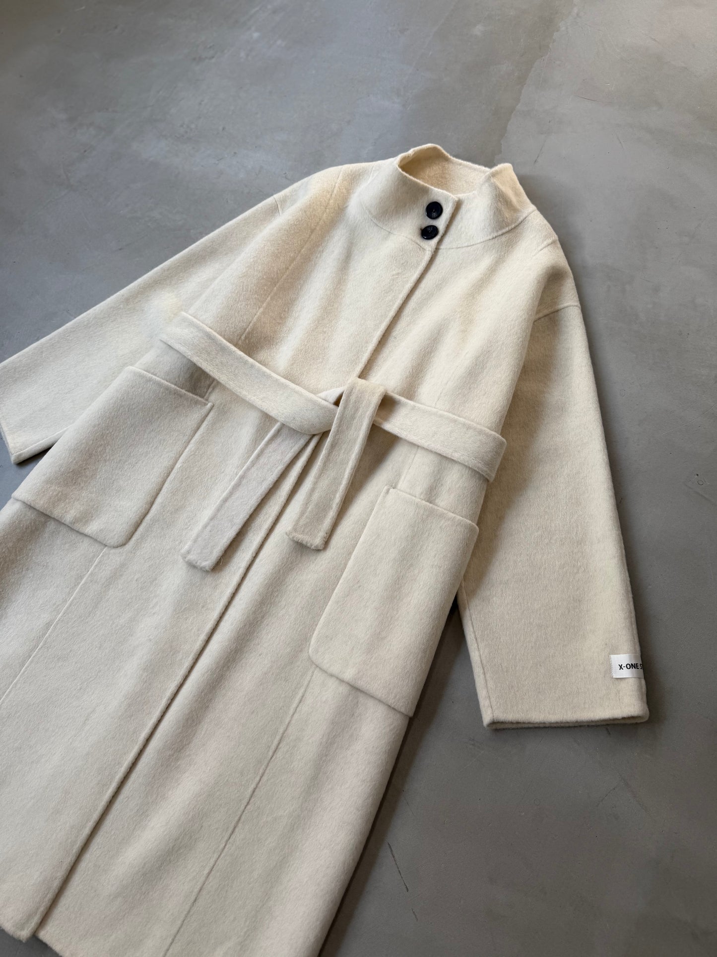 MELTON WOOL COAT "IVORY"
