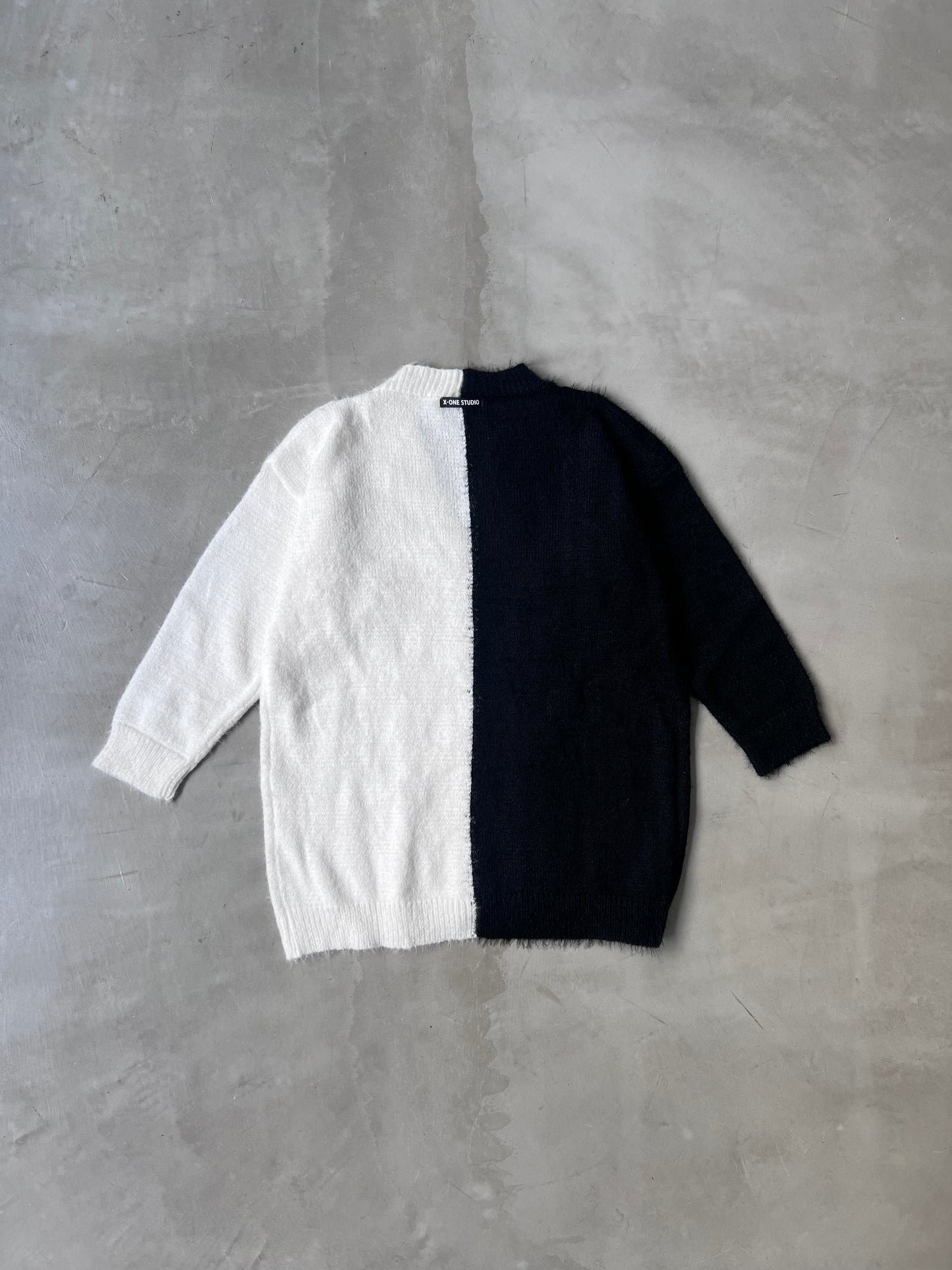 2 TONE CARDIGAN "WHITE