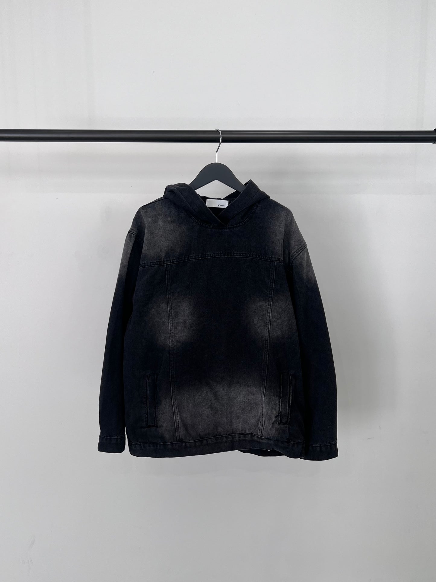 【MENS】DENIM HOODIE "WASH BLACK"￼