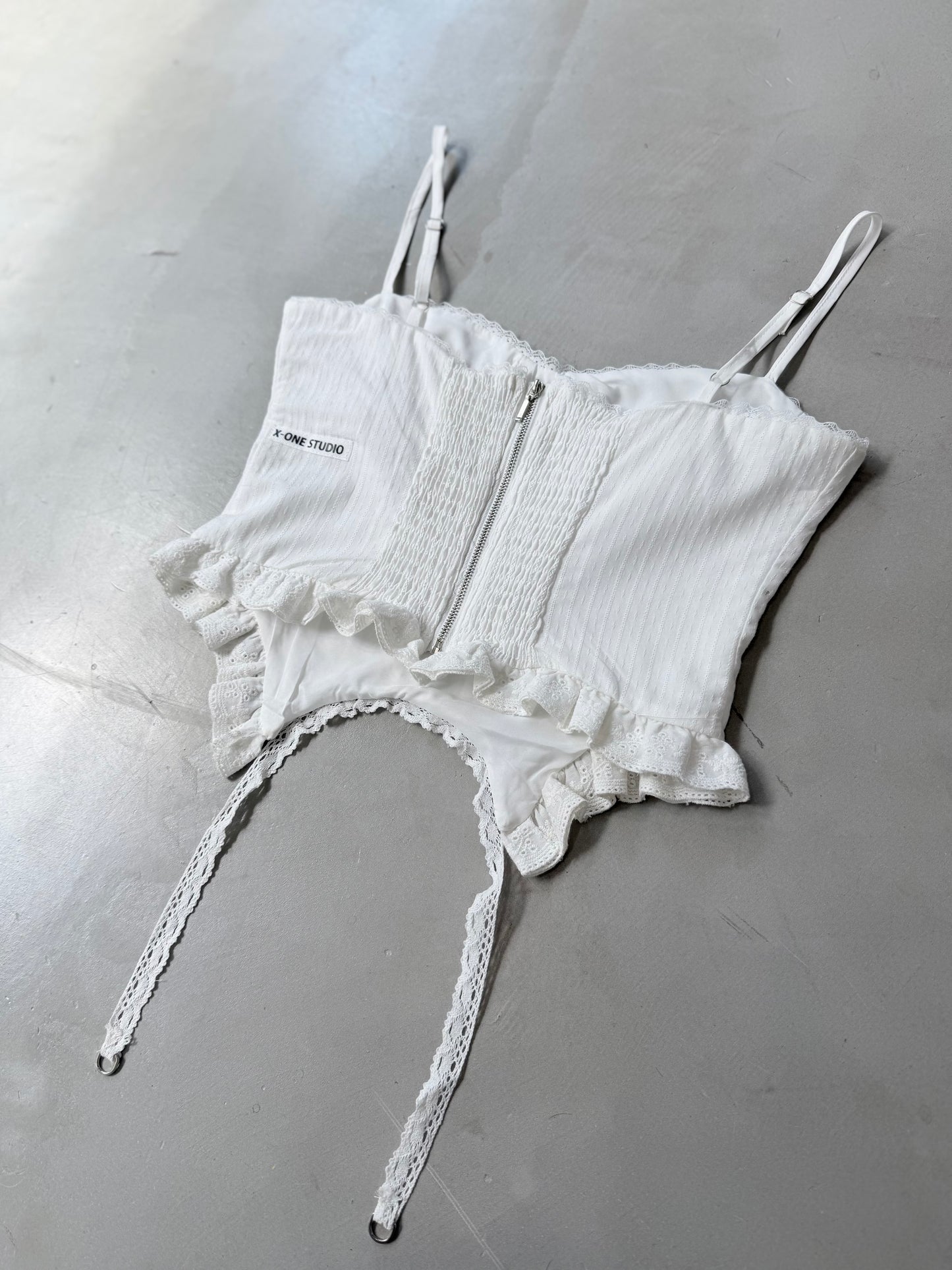 HEM STRAP TOP