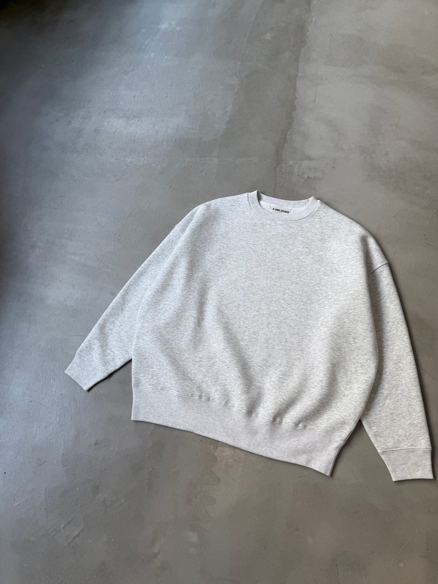 X-ONE BACK LOGO SWEAT "ASH"
