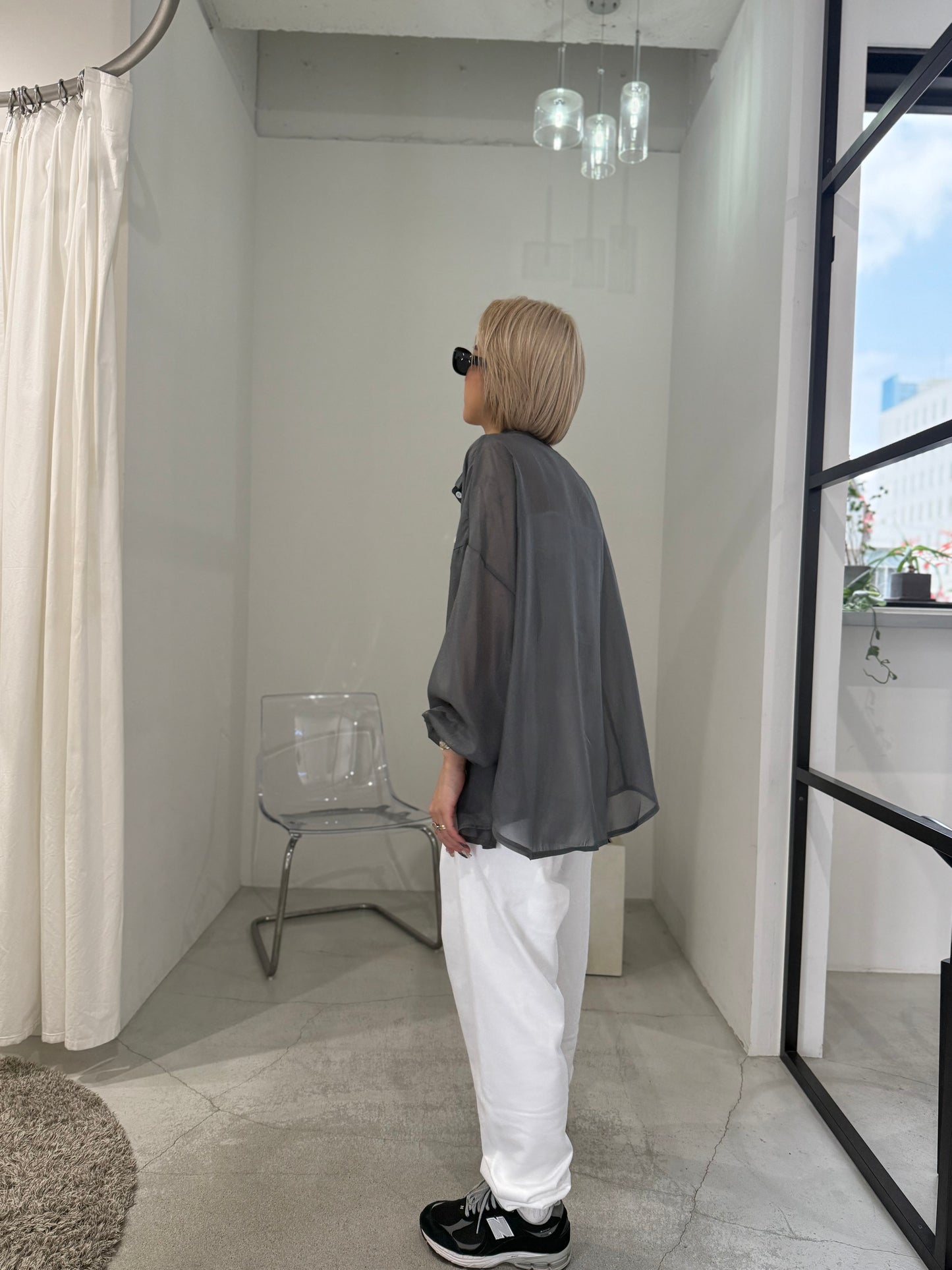 AIRY SHEER SHIRT "GRAY"