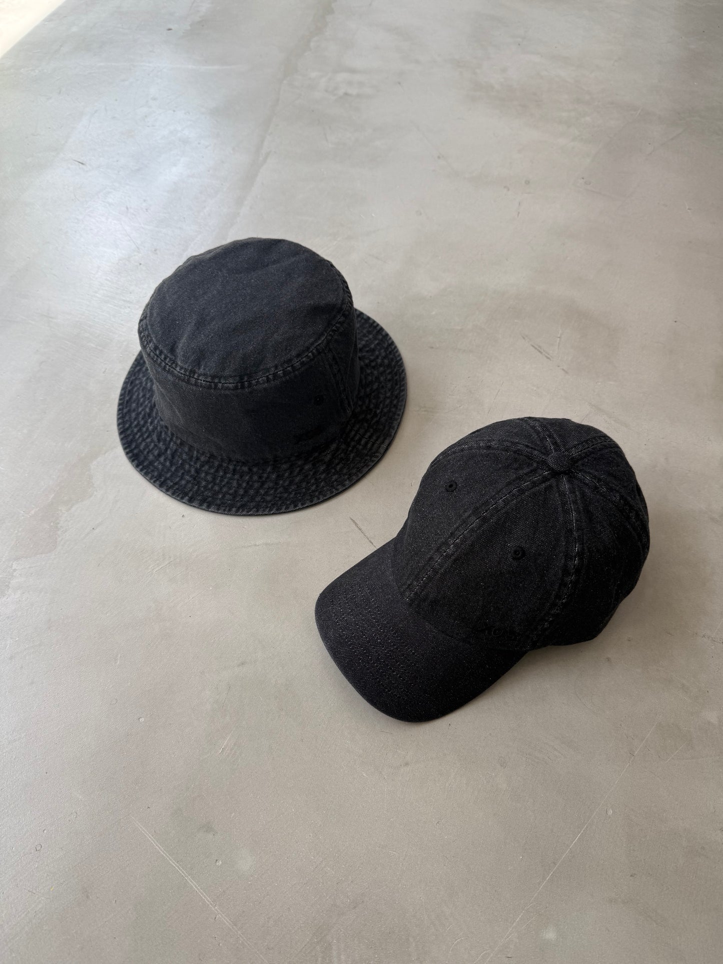 BLACK DENIM CAP