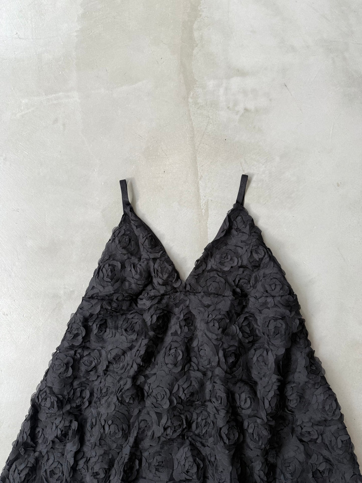WAFFLE FLOWER TUNIC "BLACK"