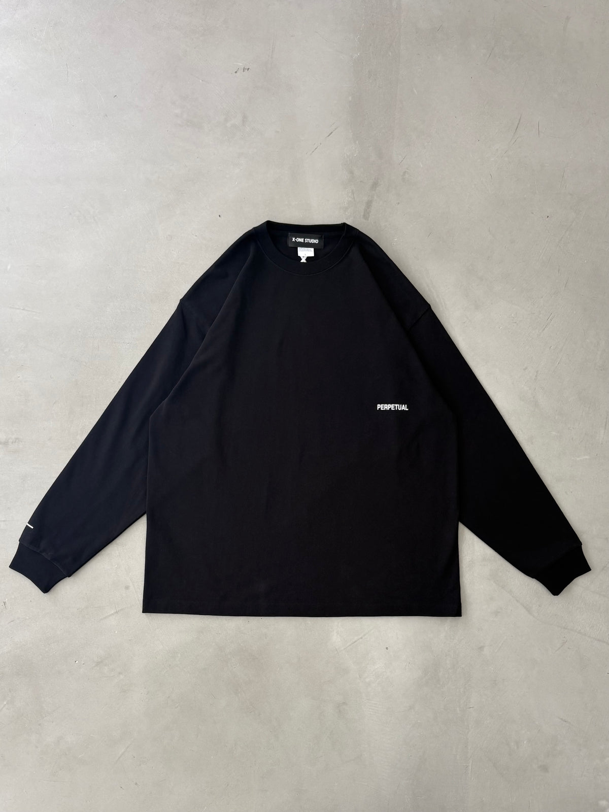 HEAVYWEIGHT TEE -PERPETUAL-“BLACK”