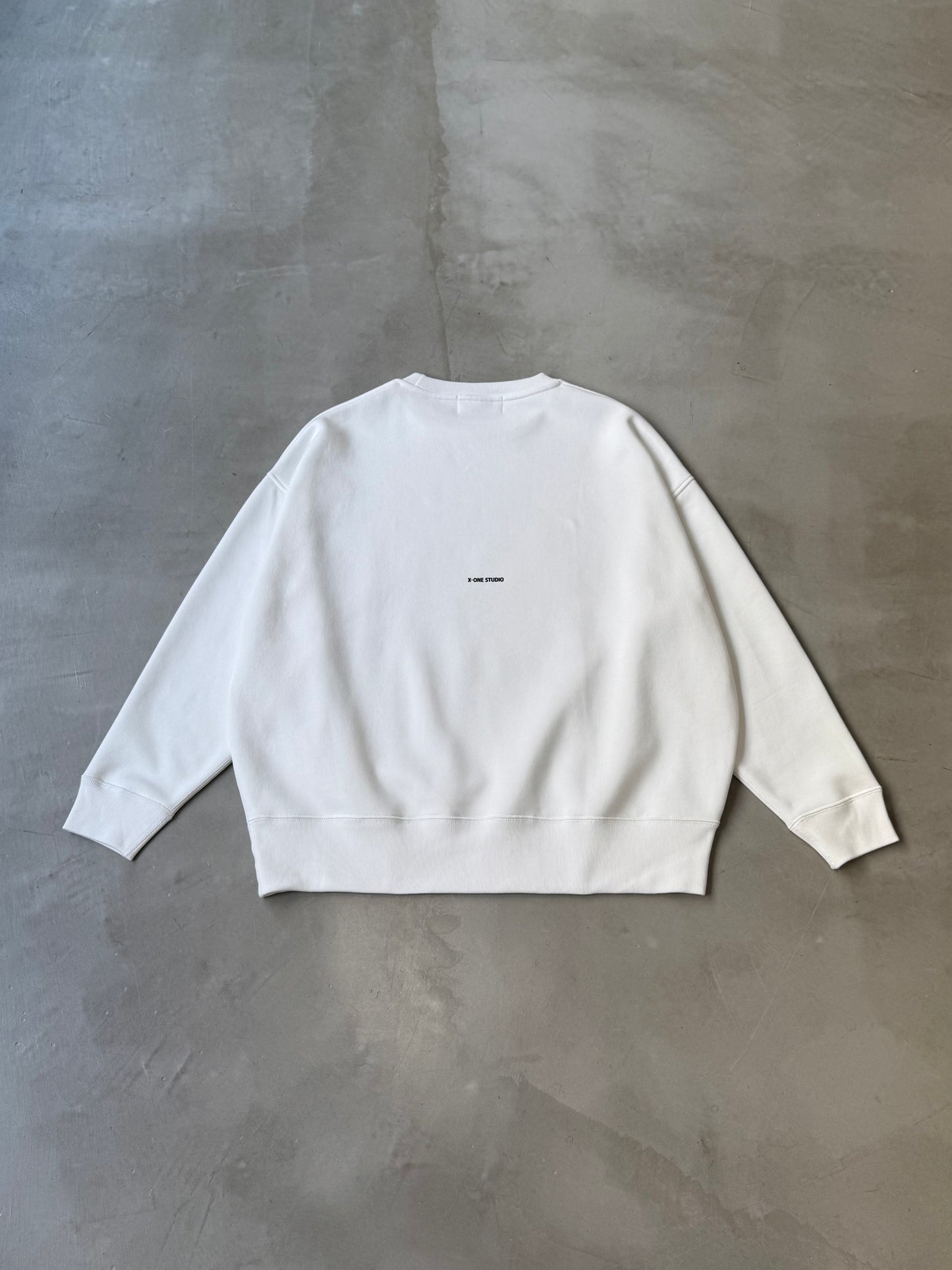 X-ONE BACK LOGO SWEAT "WHITE"