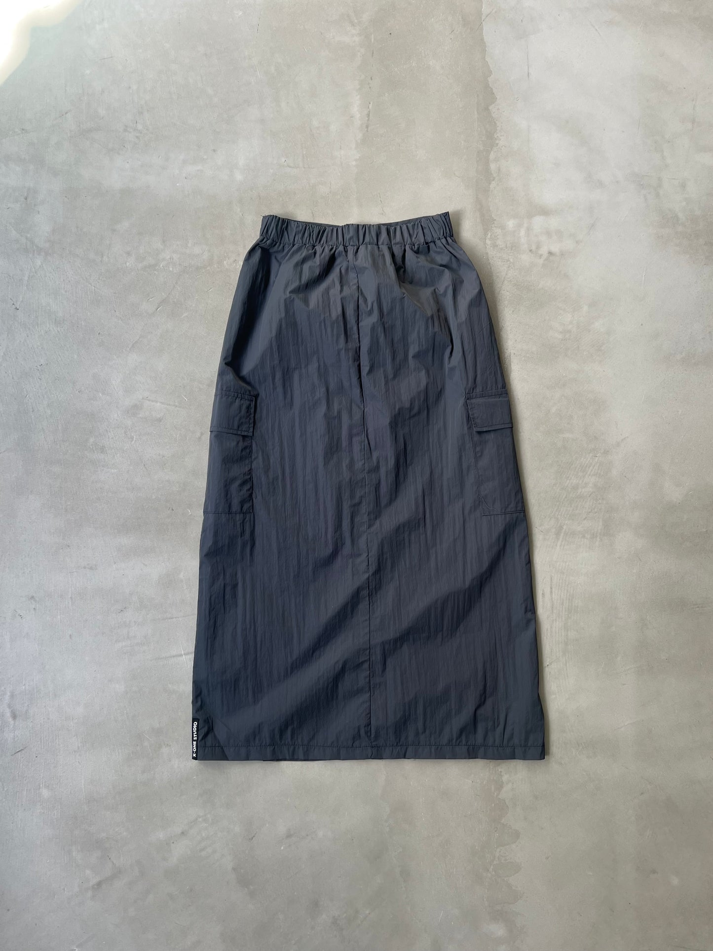 NYLON CARGO SKIRT “GRAY”