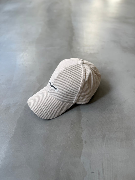CORDUROY CAP "WHITE"