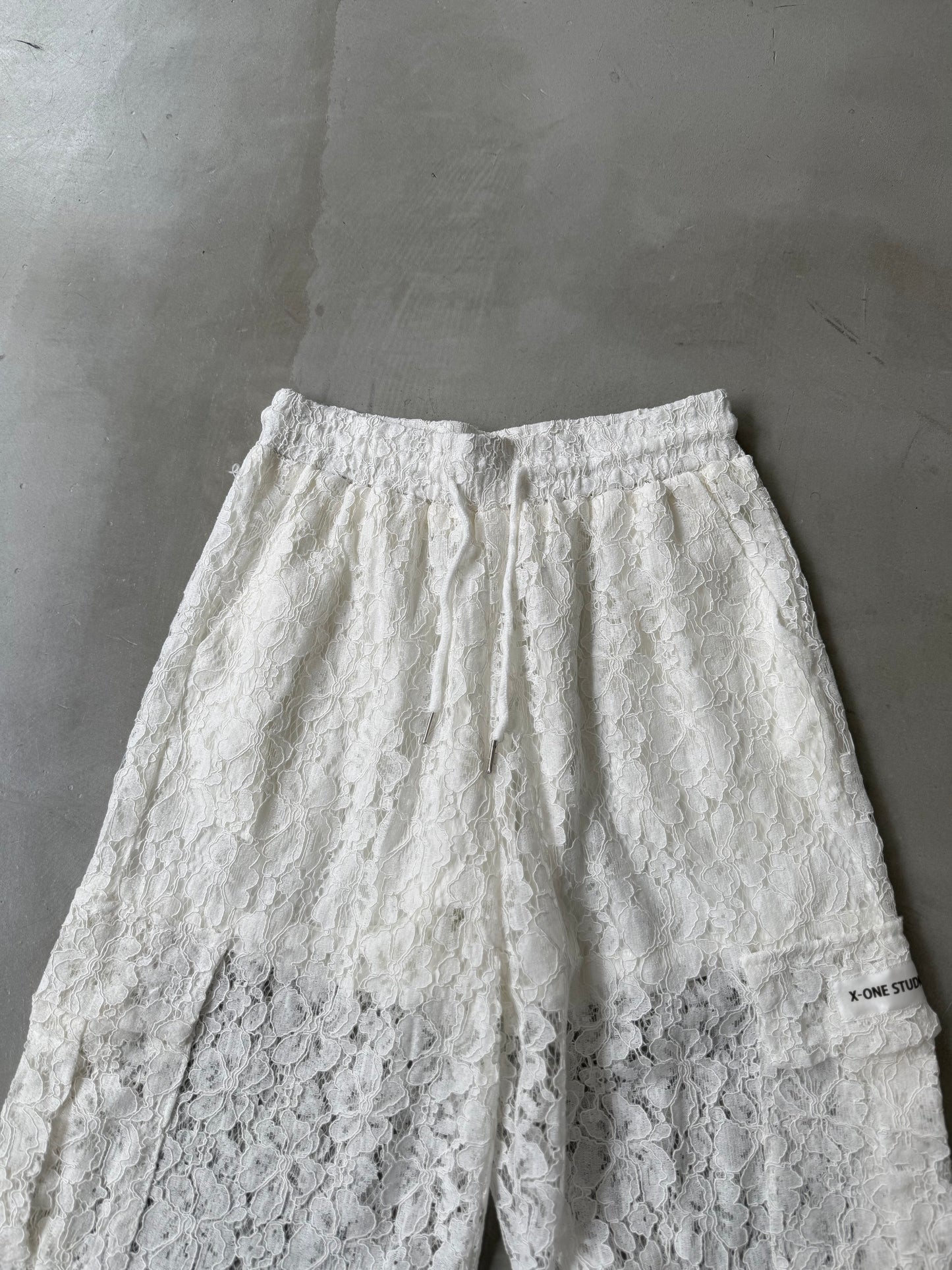 LACE CARGO PANT "WHITE"