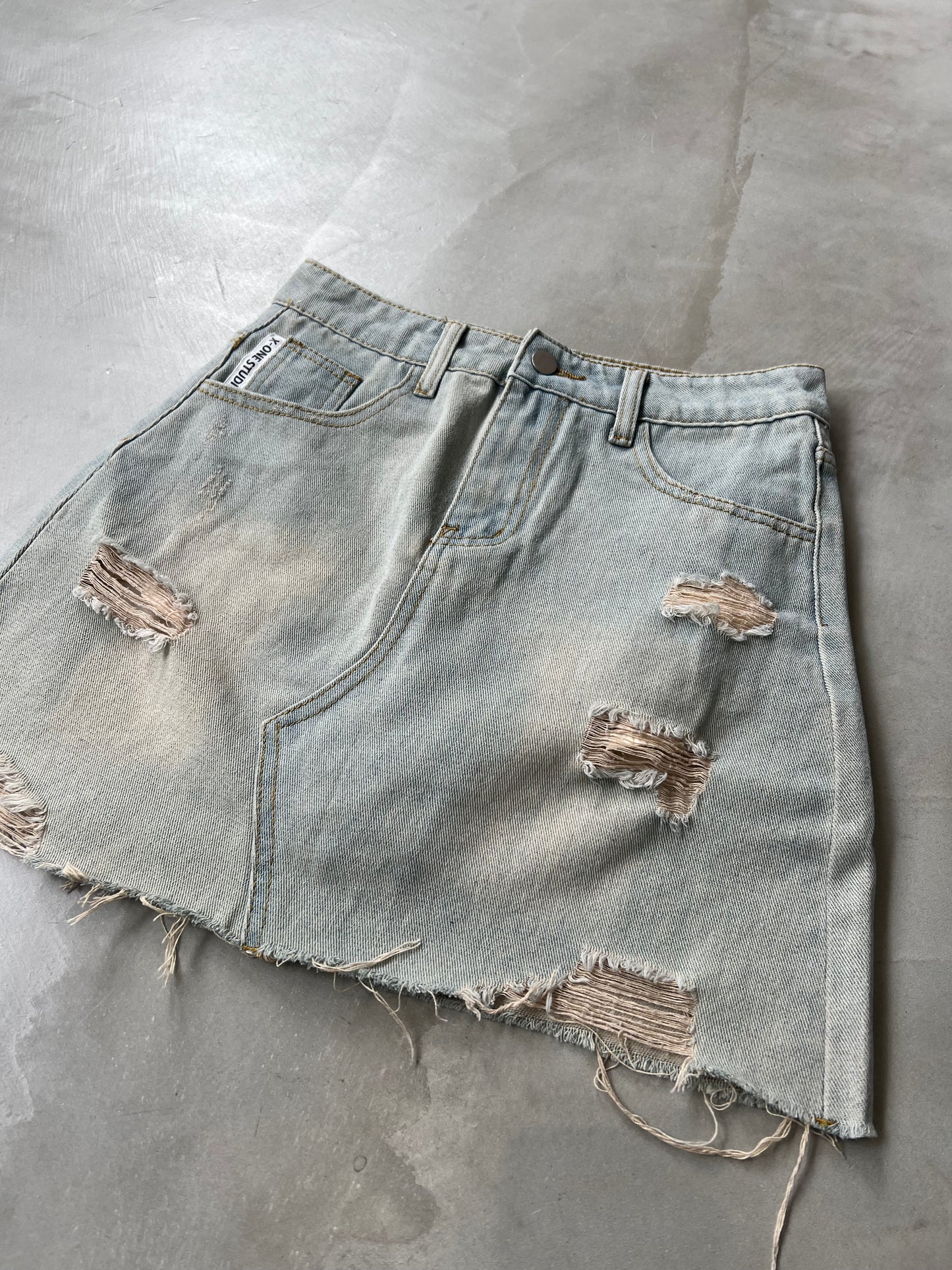 CRUSHED DENIM MINI