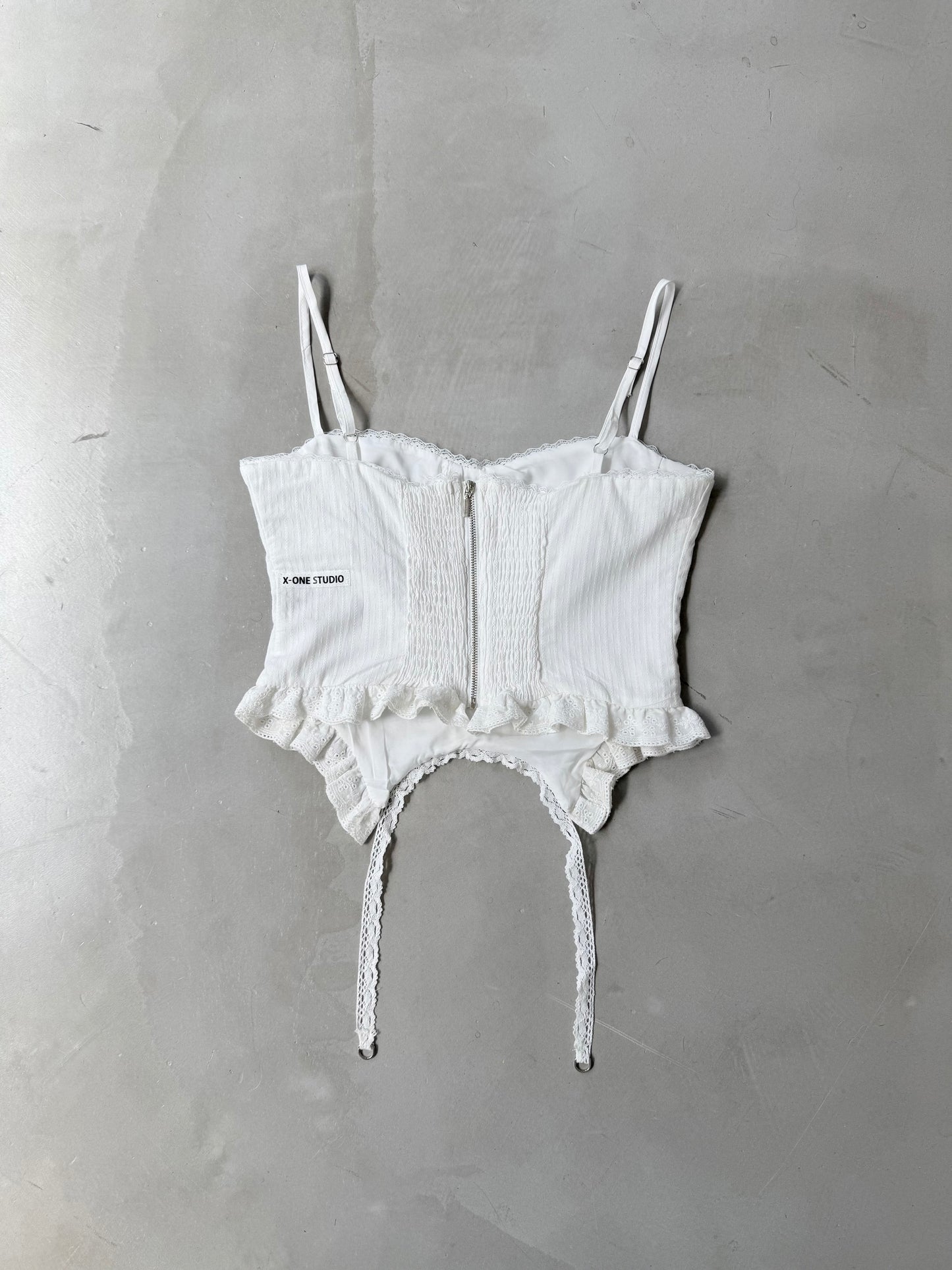 HEM STRAP TOP