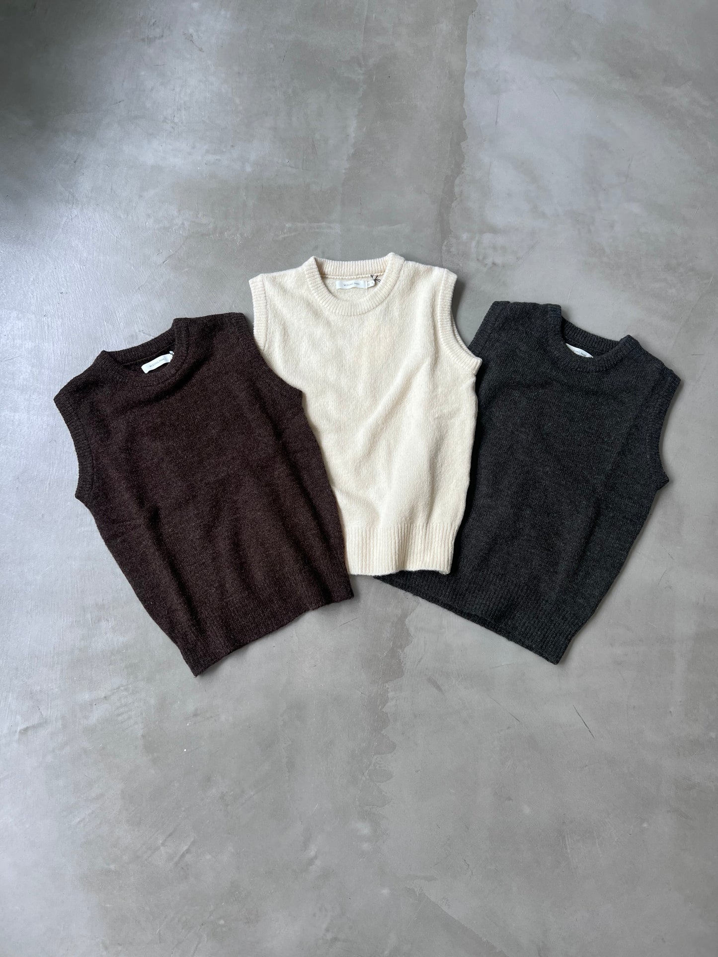 KNIT VEST "GRAY"