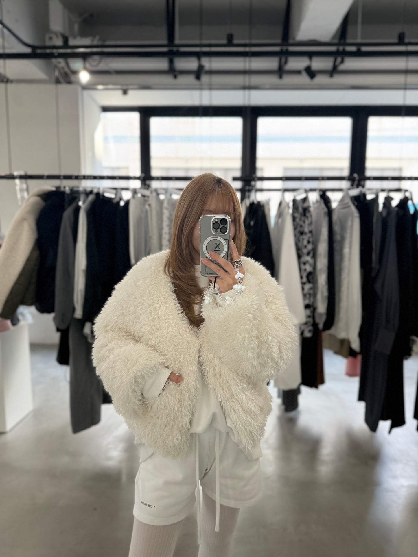 FLUFFY JACKET "WHITE"