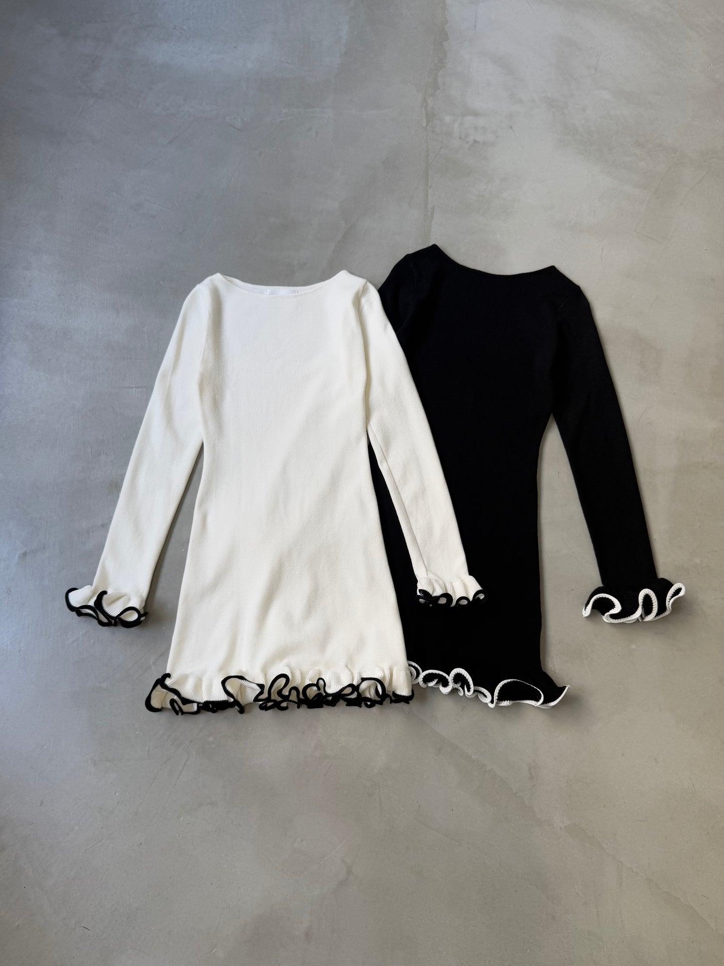 SHAKE FRILL DRESS "WHITE"