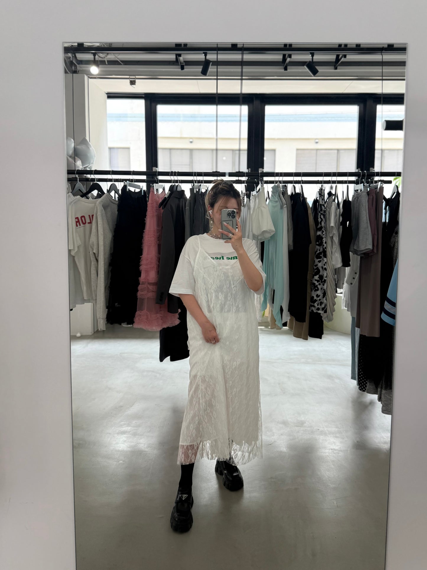 VINTAGE LACE DRESS