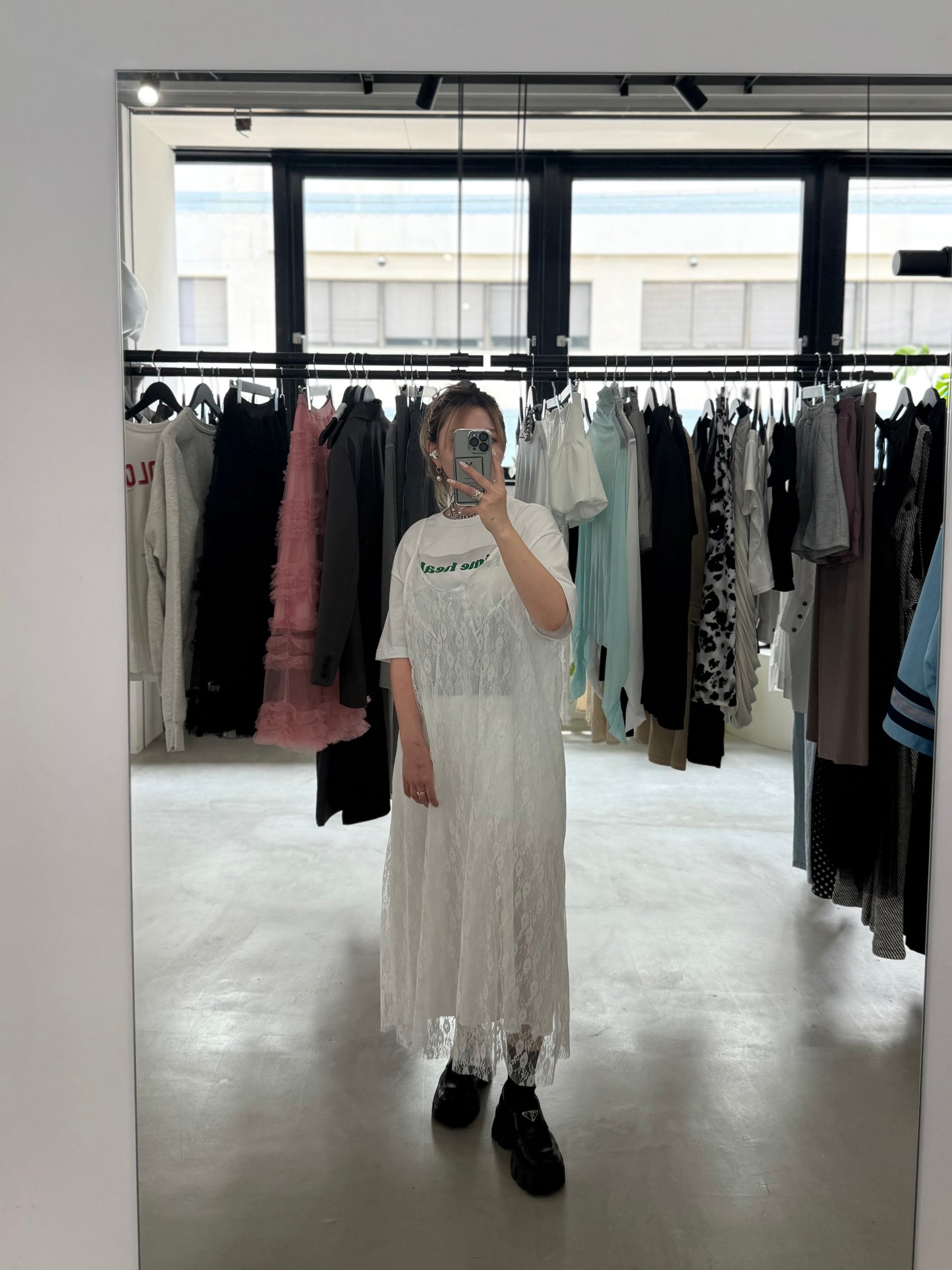 VINTAGE LACE DRESS