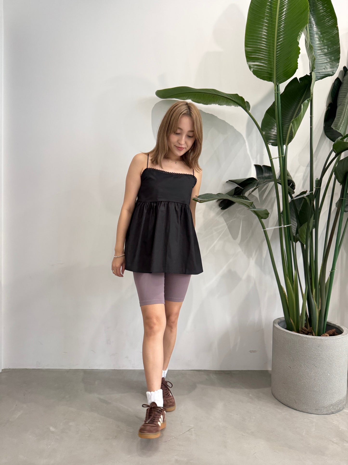 BACK OPEN CAMI "BLACK"