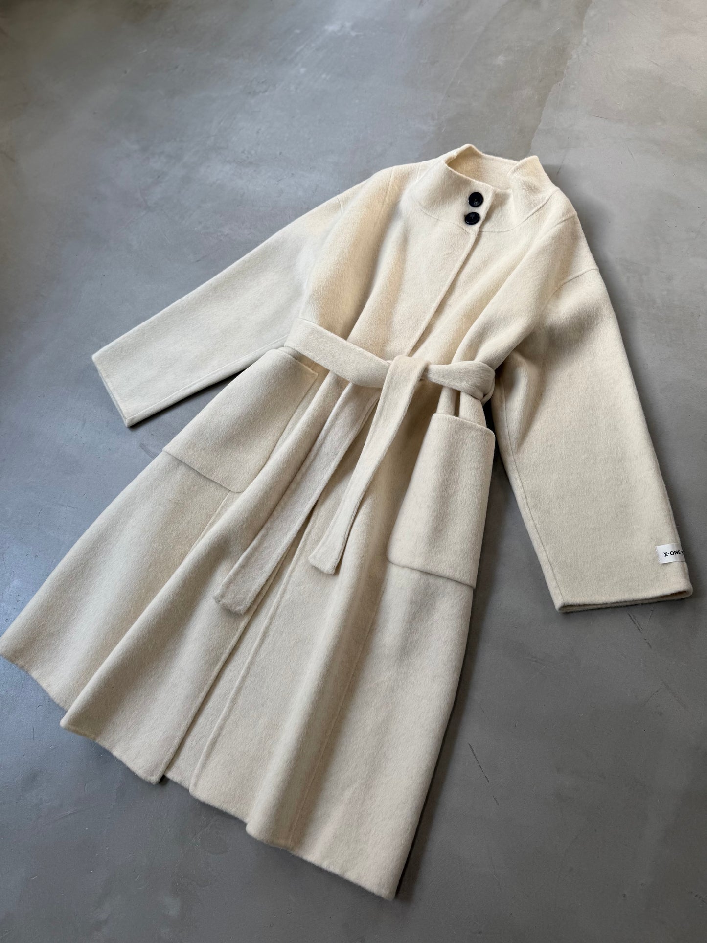 MELTON WOOL COAT "IVORY"