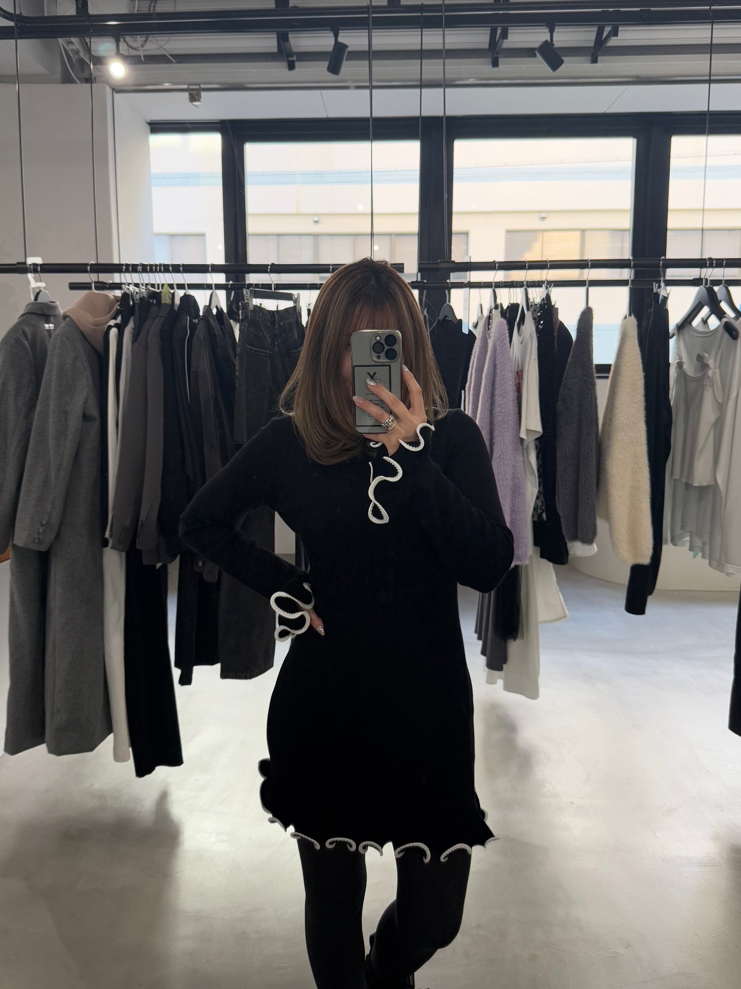 SHAKE FRILL DRESS "BLACK"