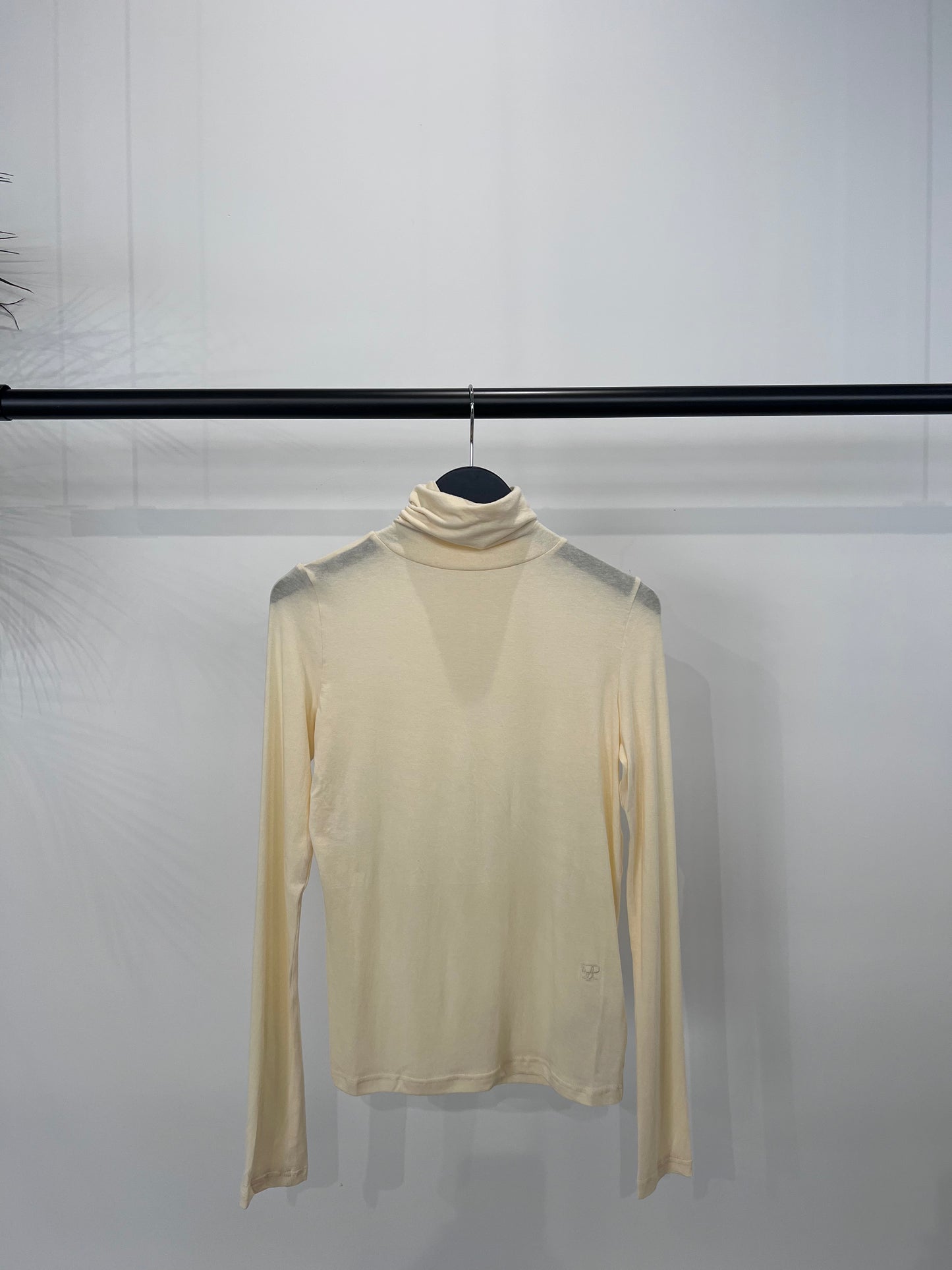 ROLL NECK JERSEY TOP “EGG”