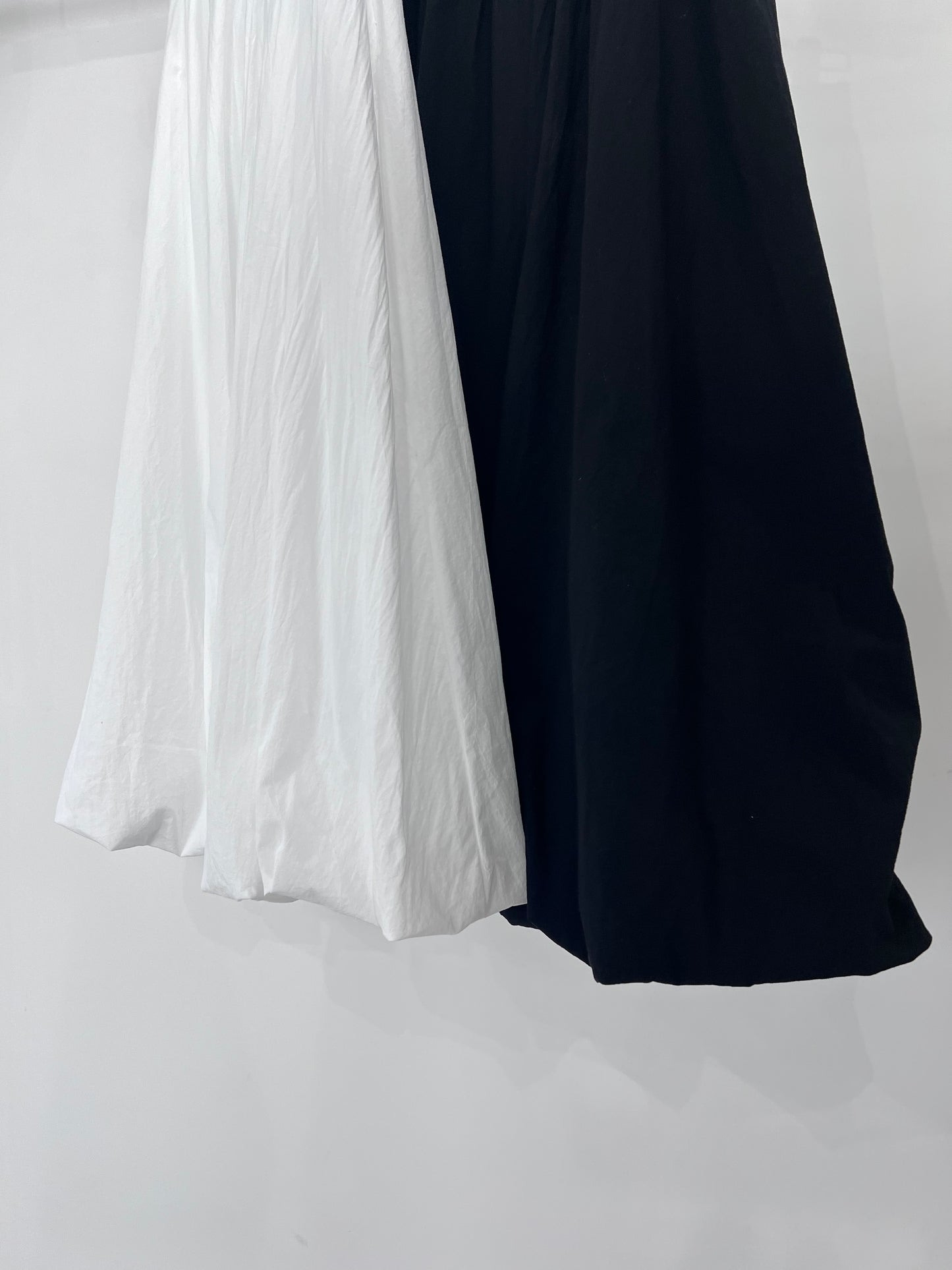 BALLOON SKIRT "BLACK"