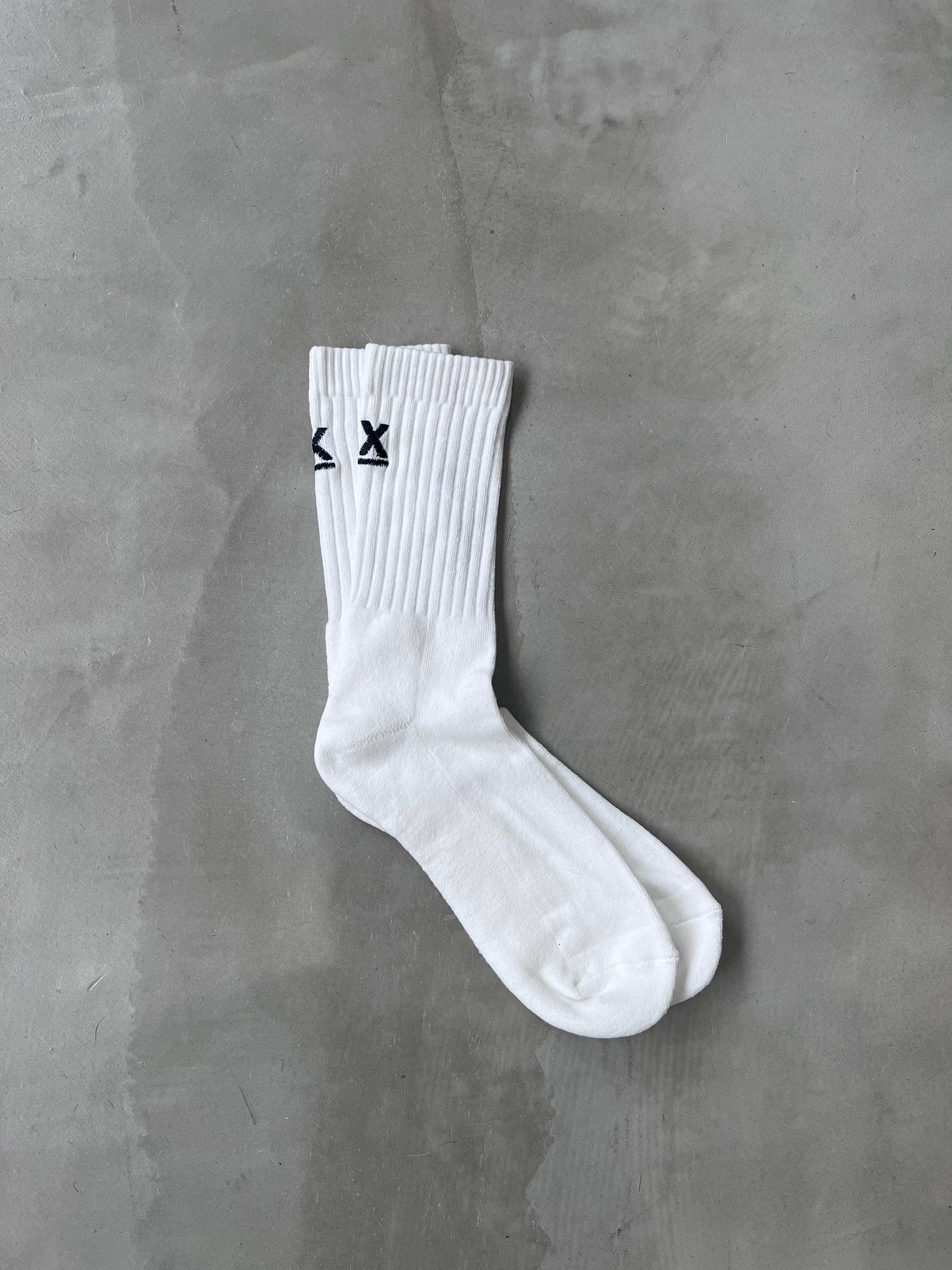 X-ONE LOGO SOCKS "WHITE"