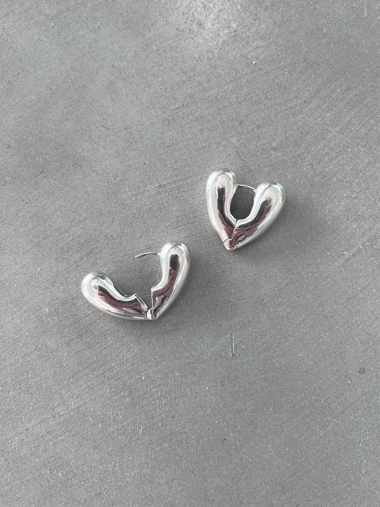 HEART HOOPS SMALL SLV925