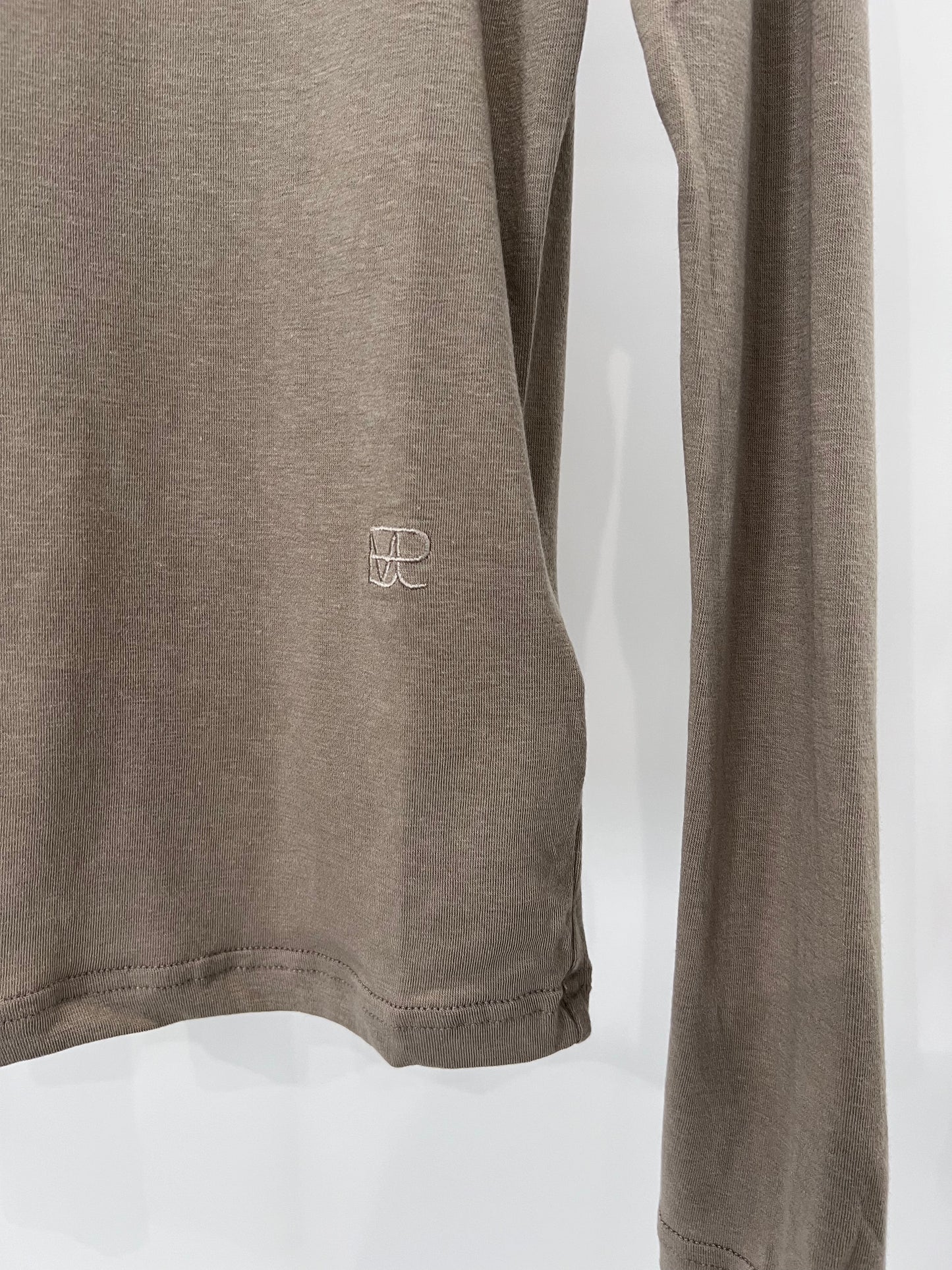 ROLL NECK JERSEY TOP “TAUPE”