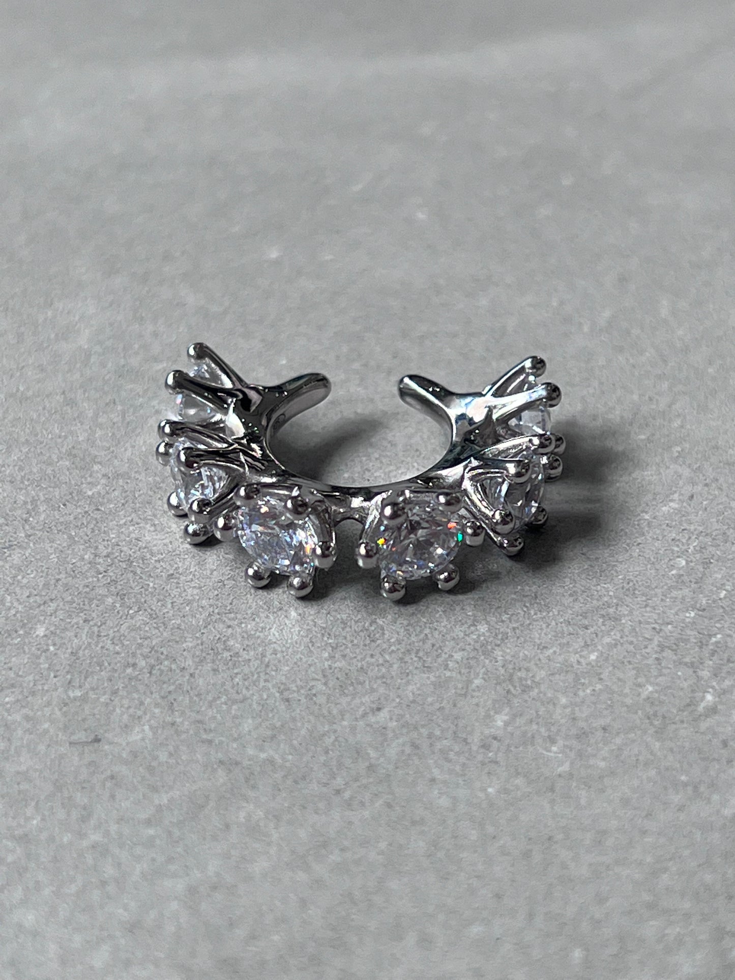 【D'HEYGERE】WHEEL EAR CUFF "SILVER"