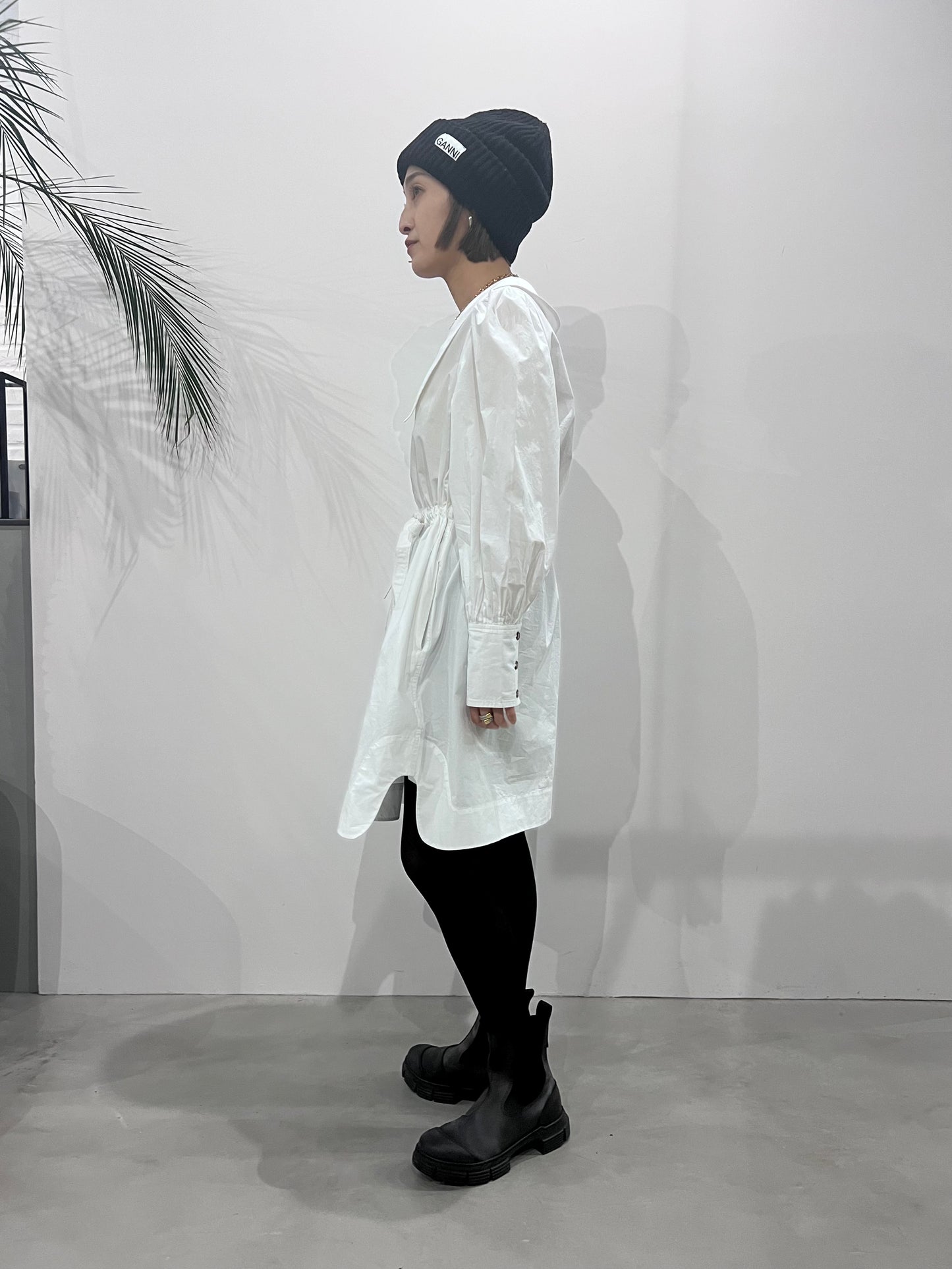 【GANNl】Cotton poplin V-neck dress