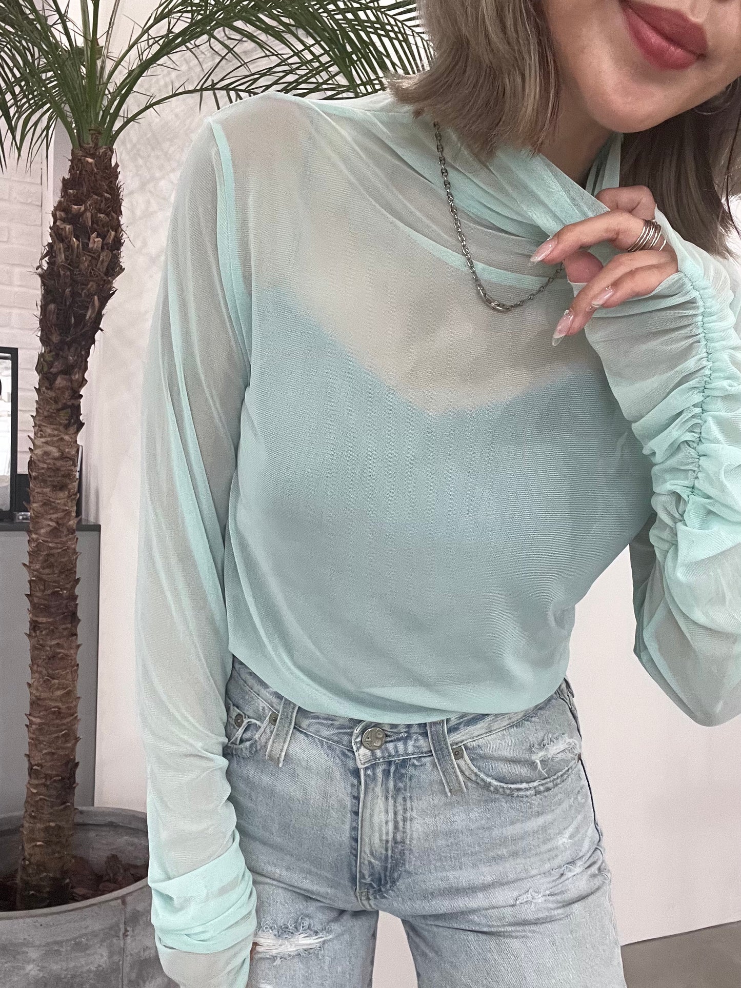 SHEER TOP "BLUE"