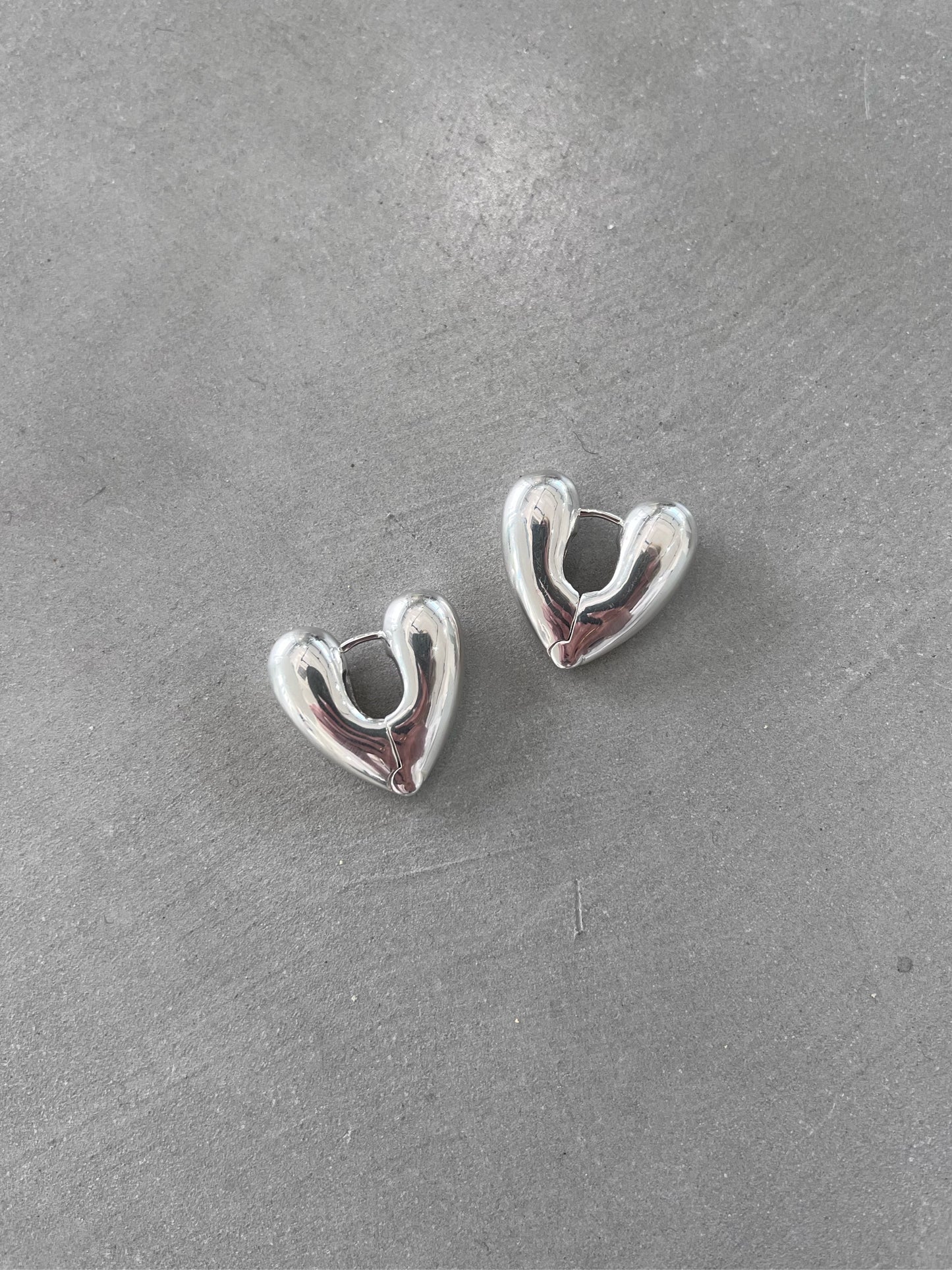 HEART HOOPS SMALL SLV925