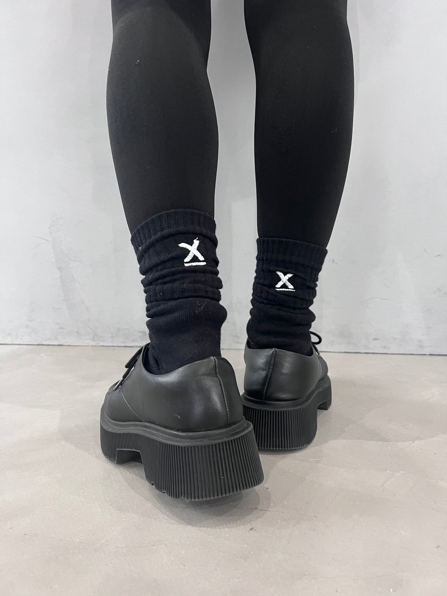 X-ONE LOGO SOCKS "BLACK"